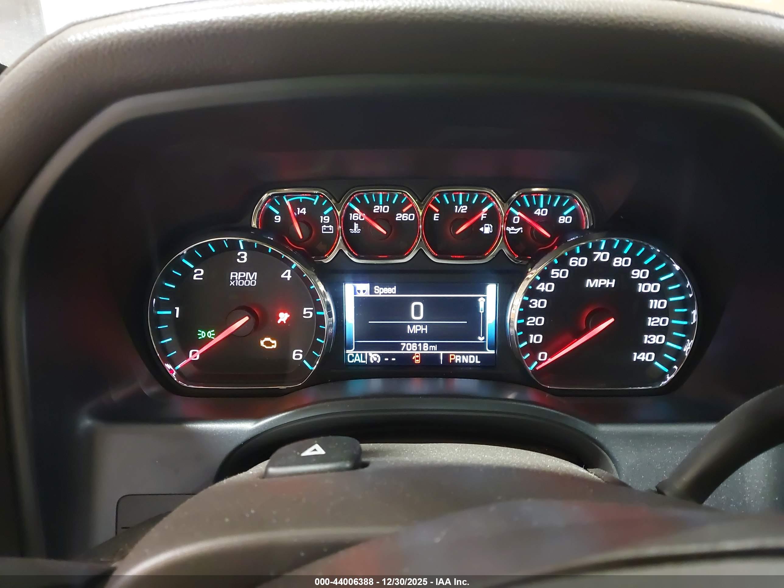 CHEVROLET SILVERADO image 7