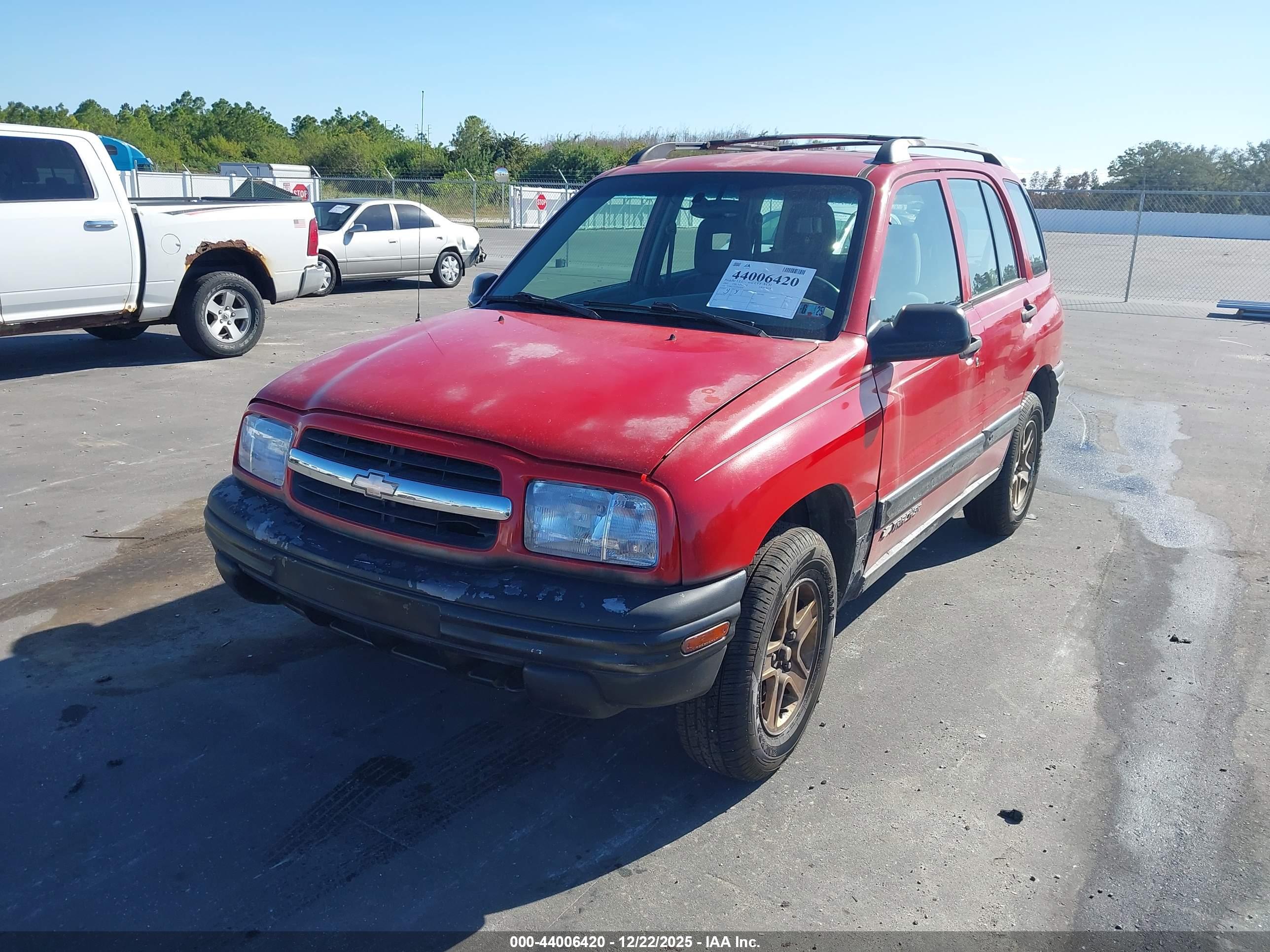 CHEVROLET TRACKER image 2