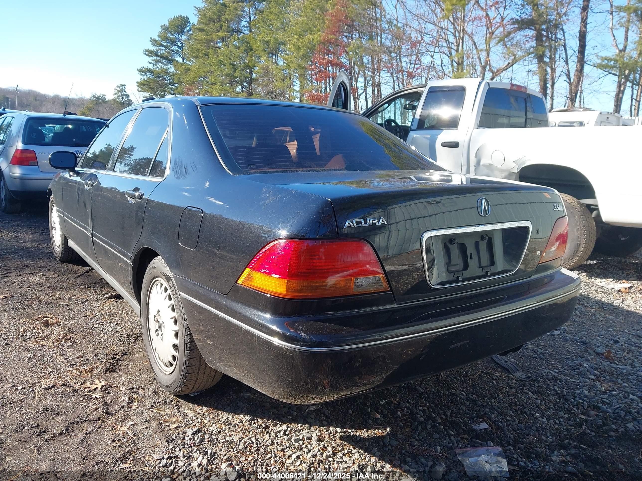ACURA RL image 3