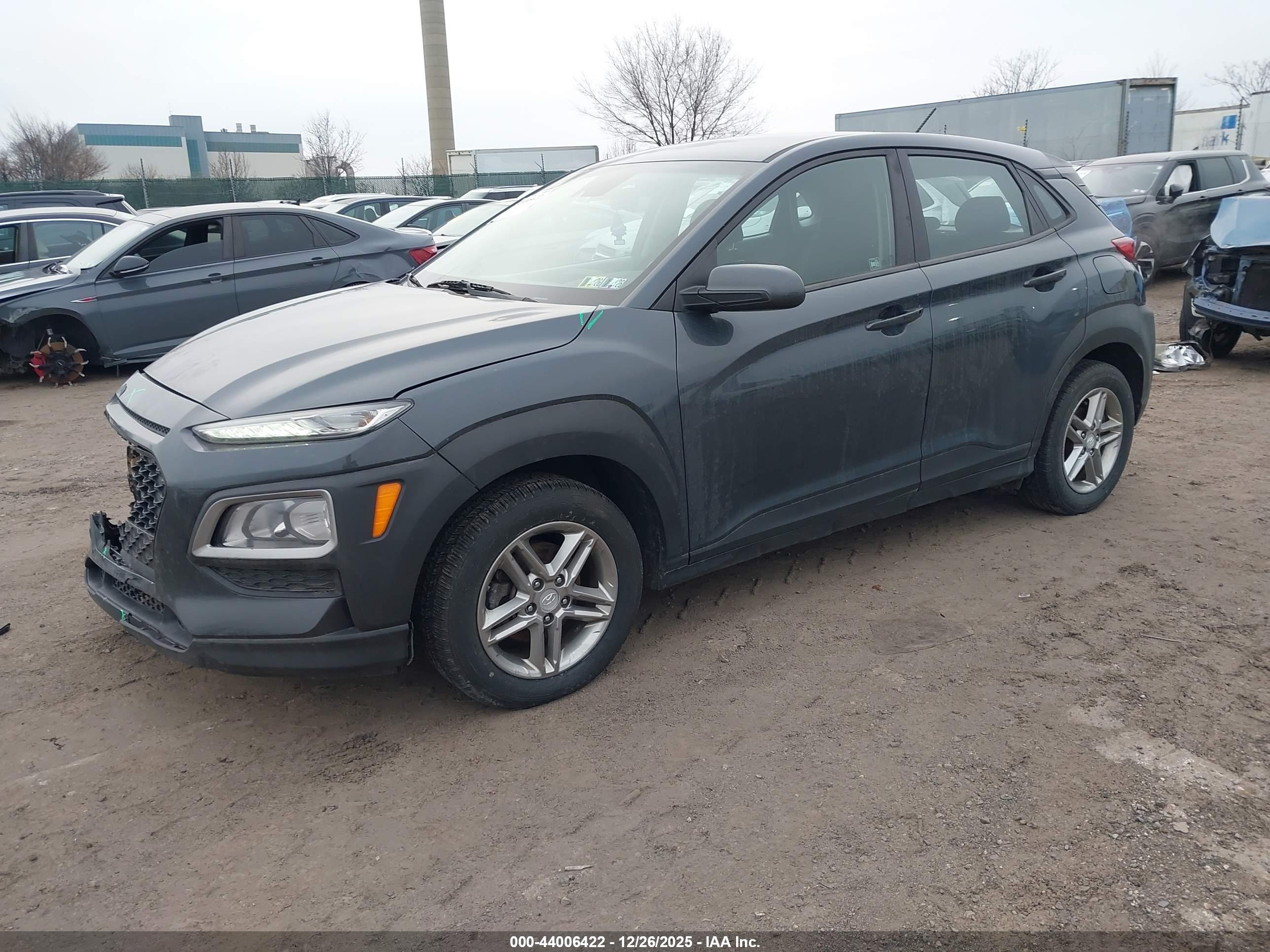 HYUNDAI KONA image 2