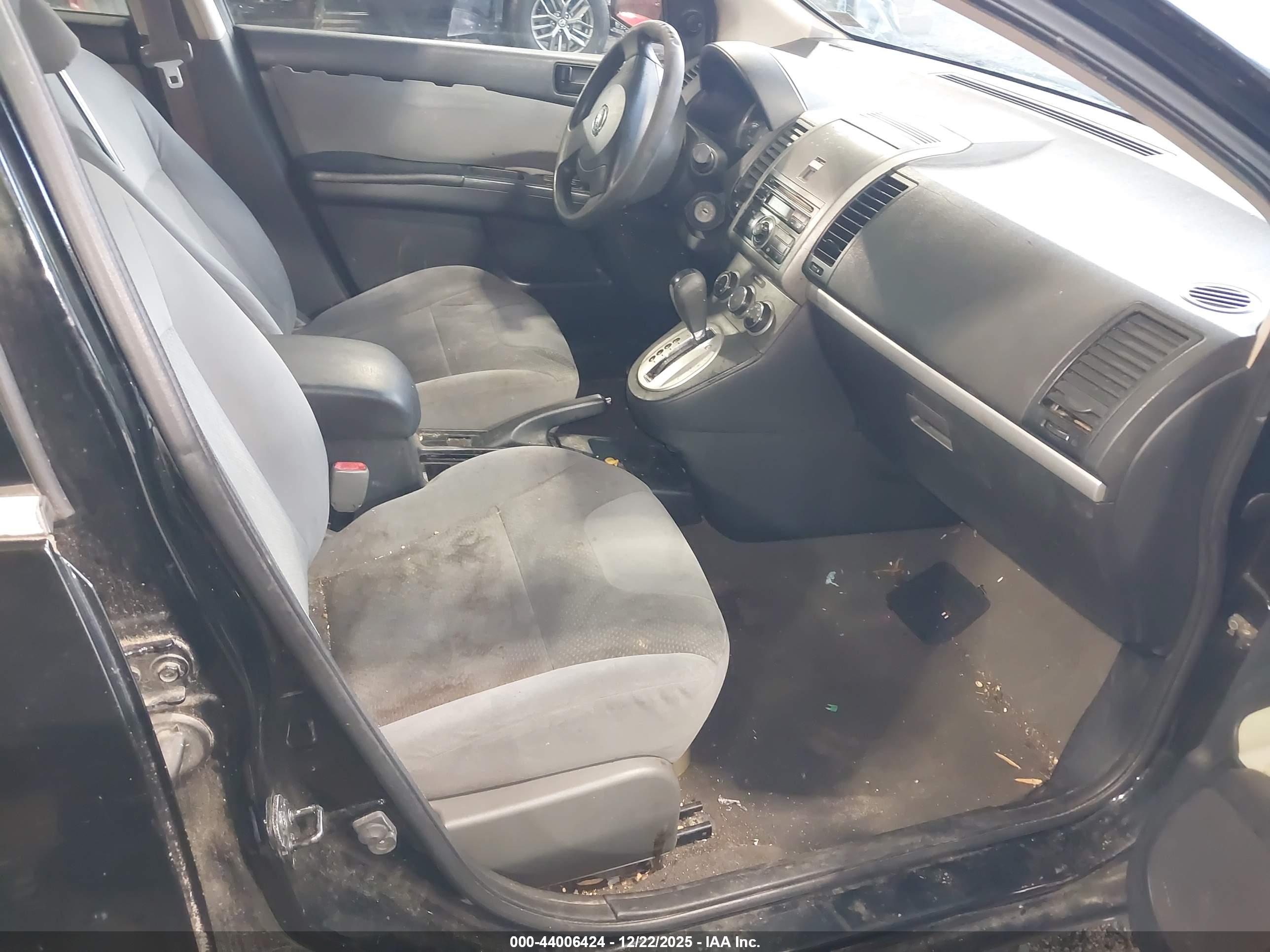 NISSAN SENTRA image 5