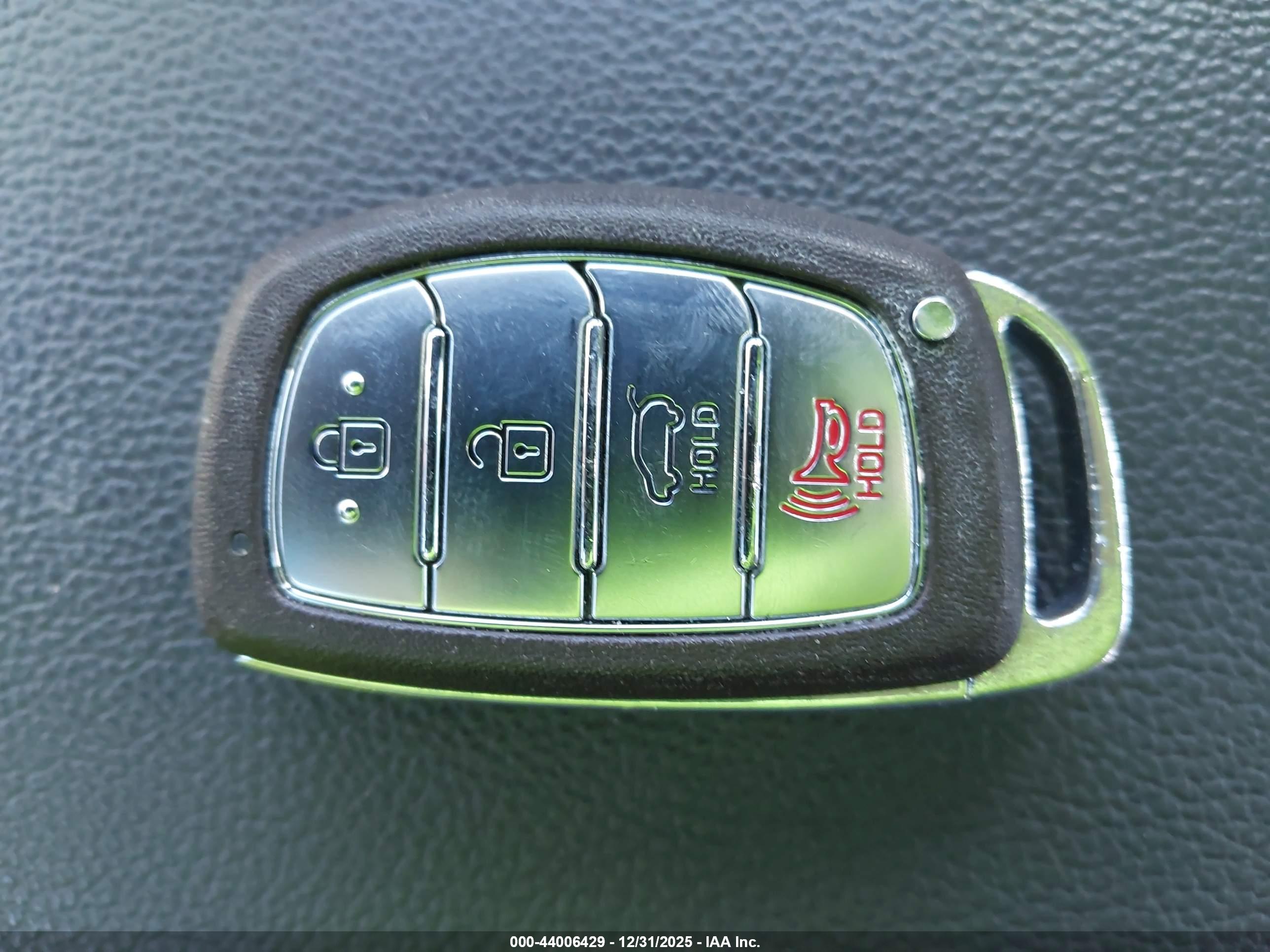 HYUNDAI IONIQ image 11