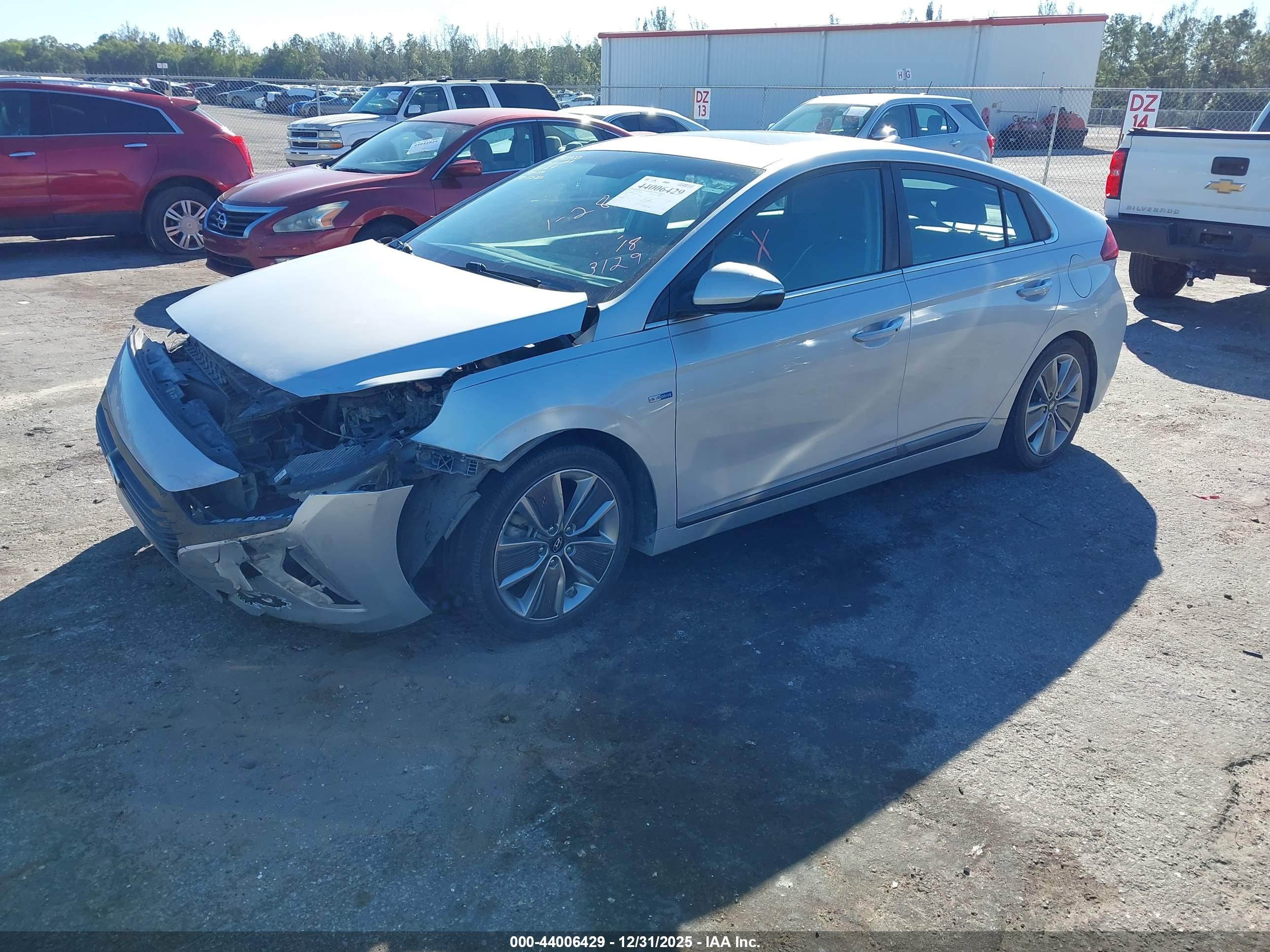 HYUNDAI IONIQ image 2
