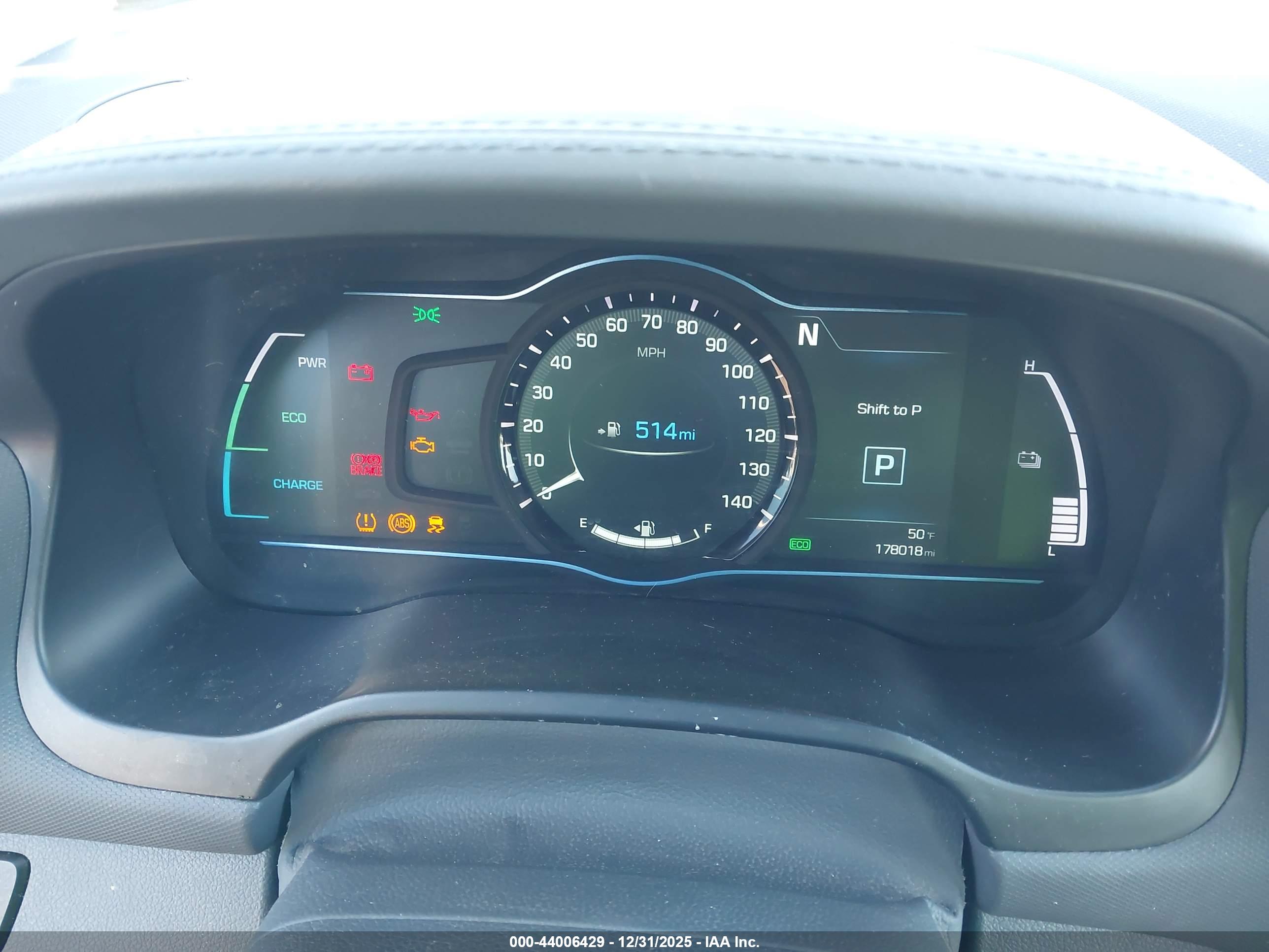 HYUNDAI IONIQ image 7