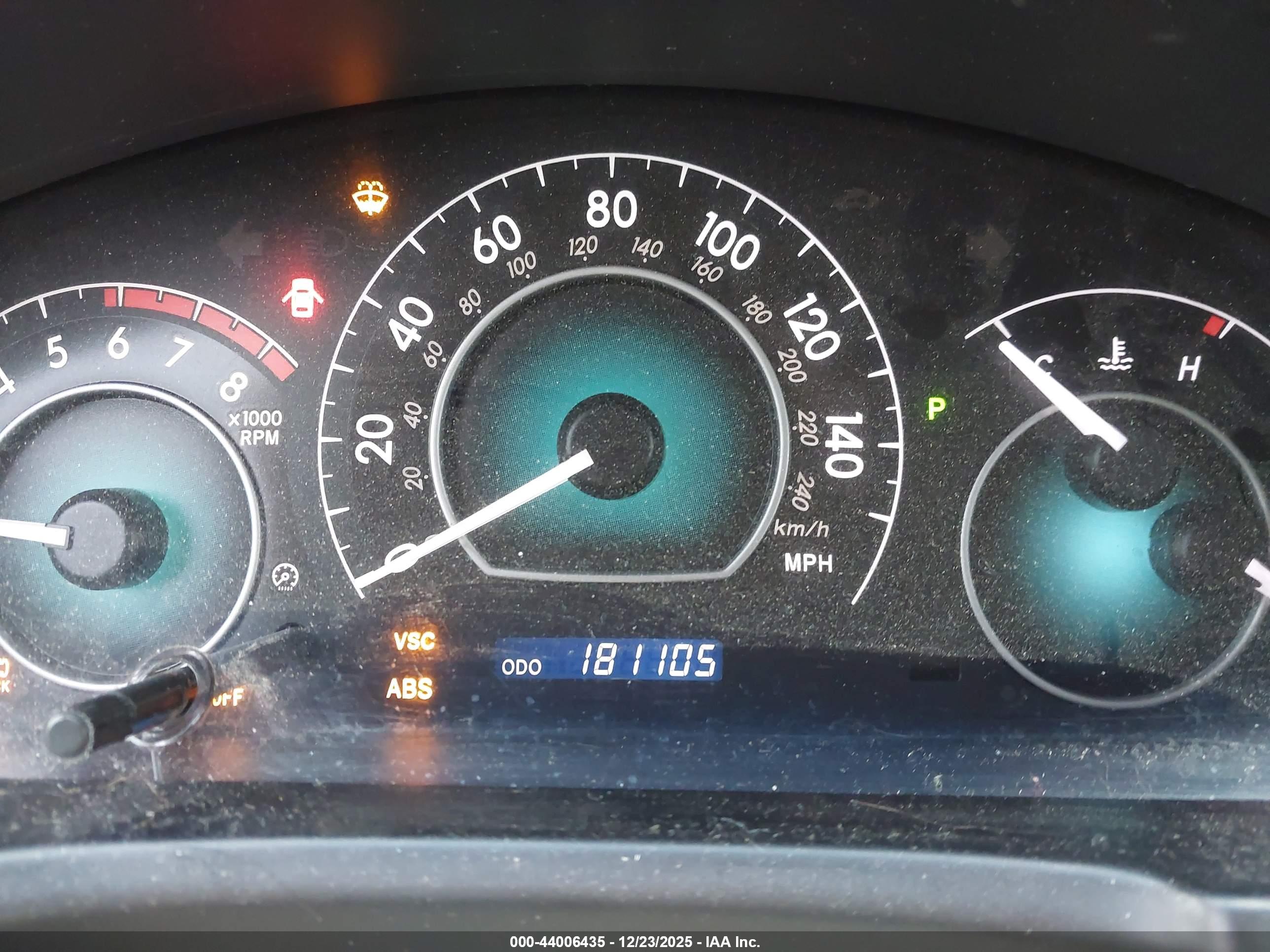 TOYOTA CAMRY image 7