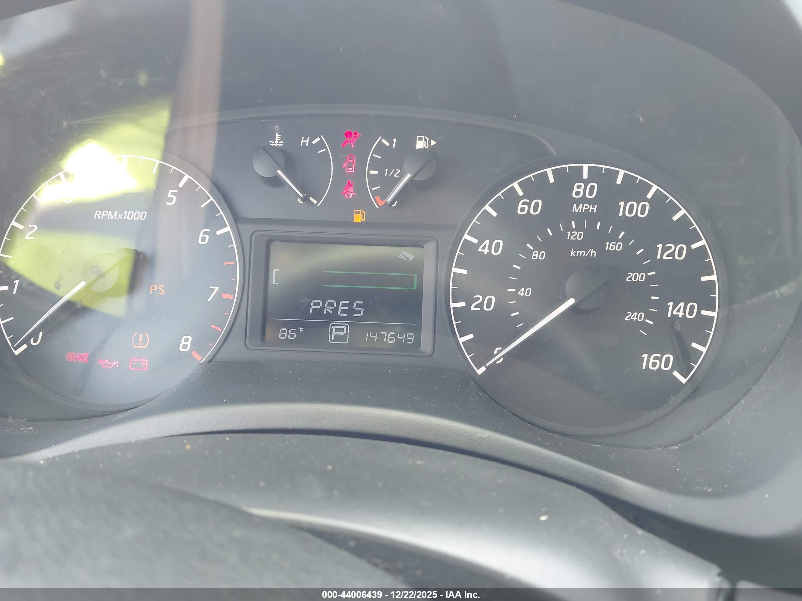 NISSAN SENTRA image 7