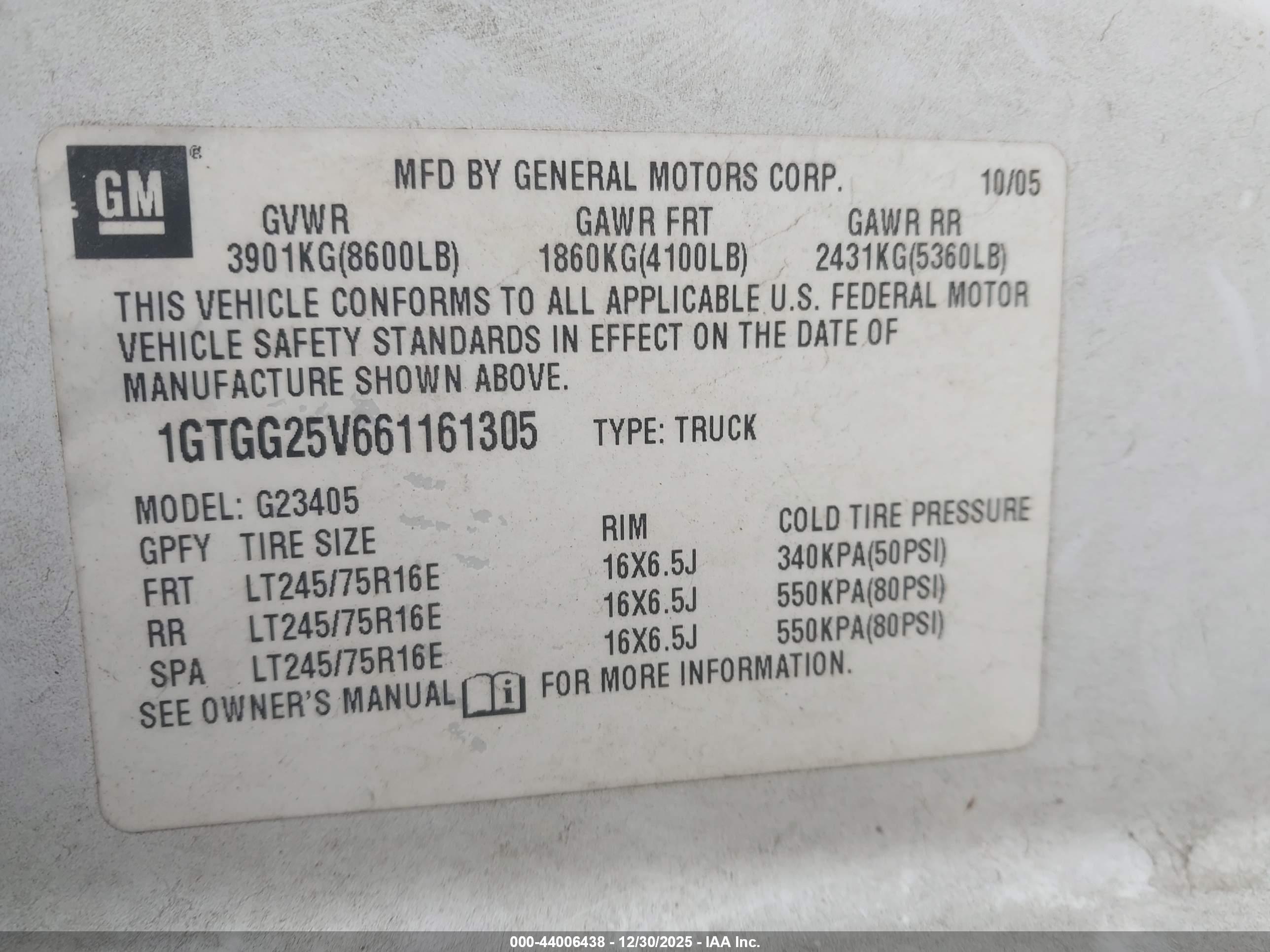 GMC SAVANA image 9