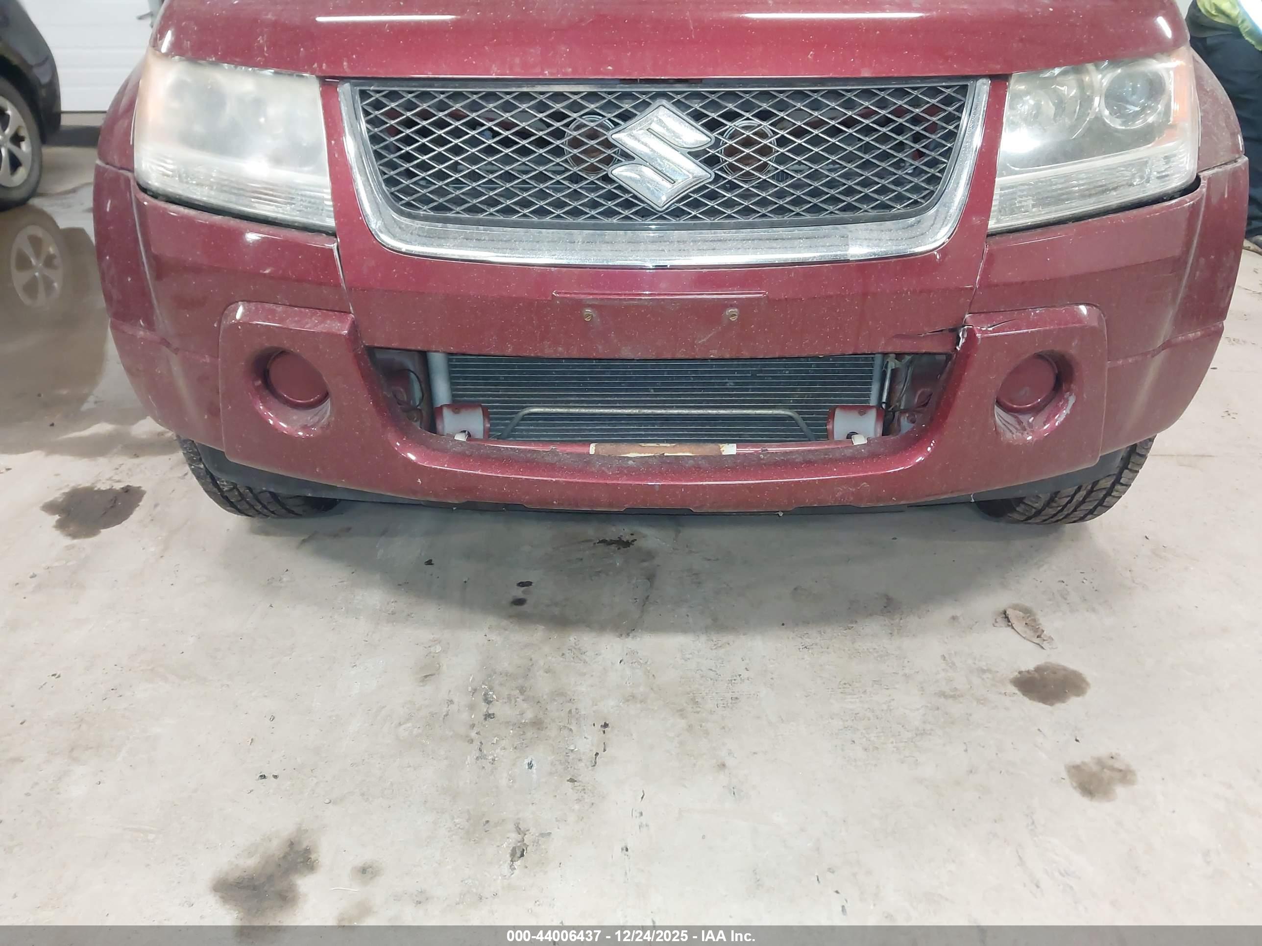 SUZUKI GRAND image 6