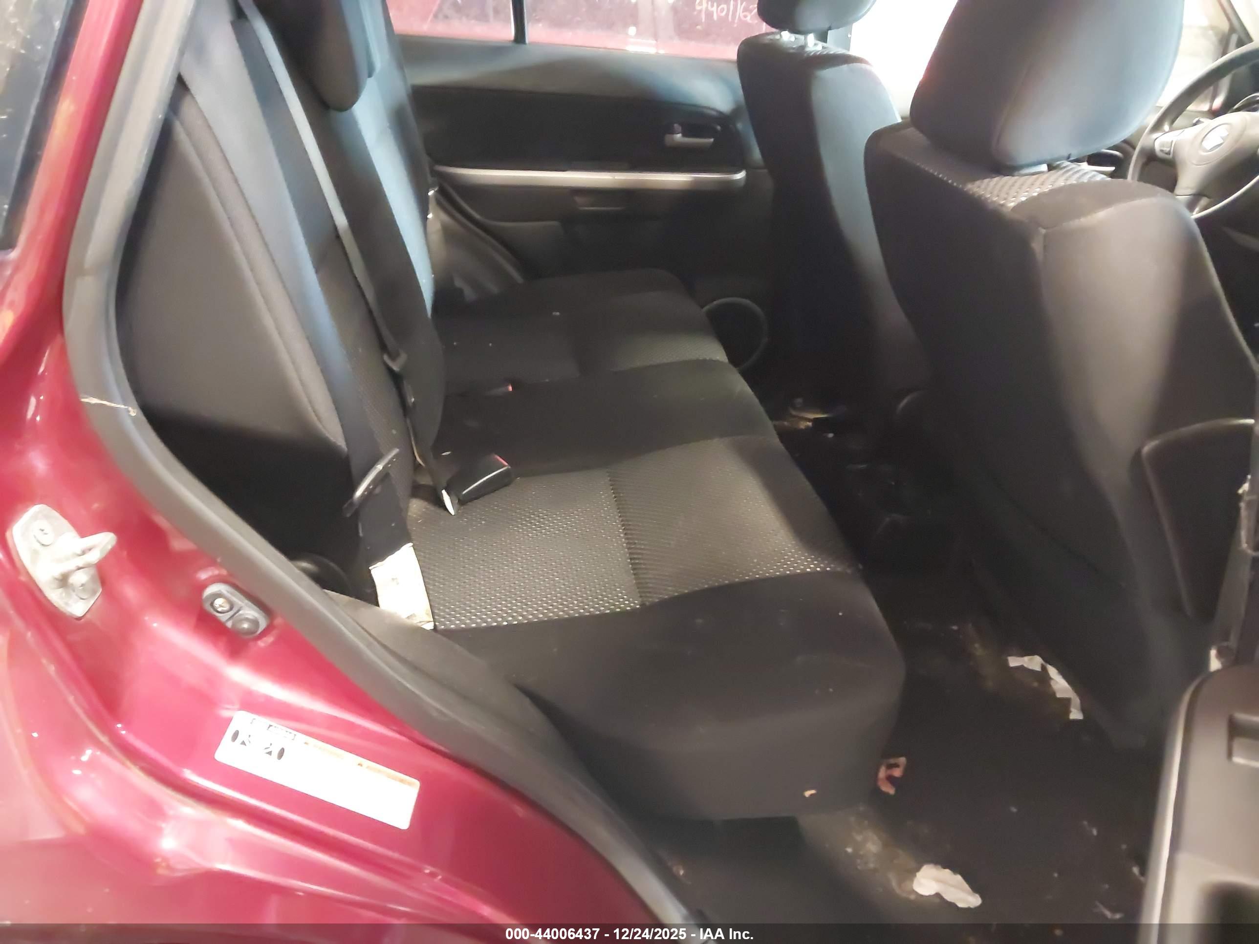 SUZUKI GRAND image 8