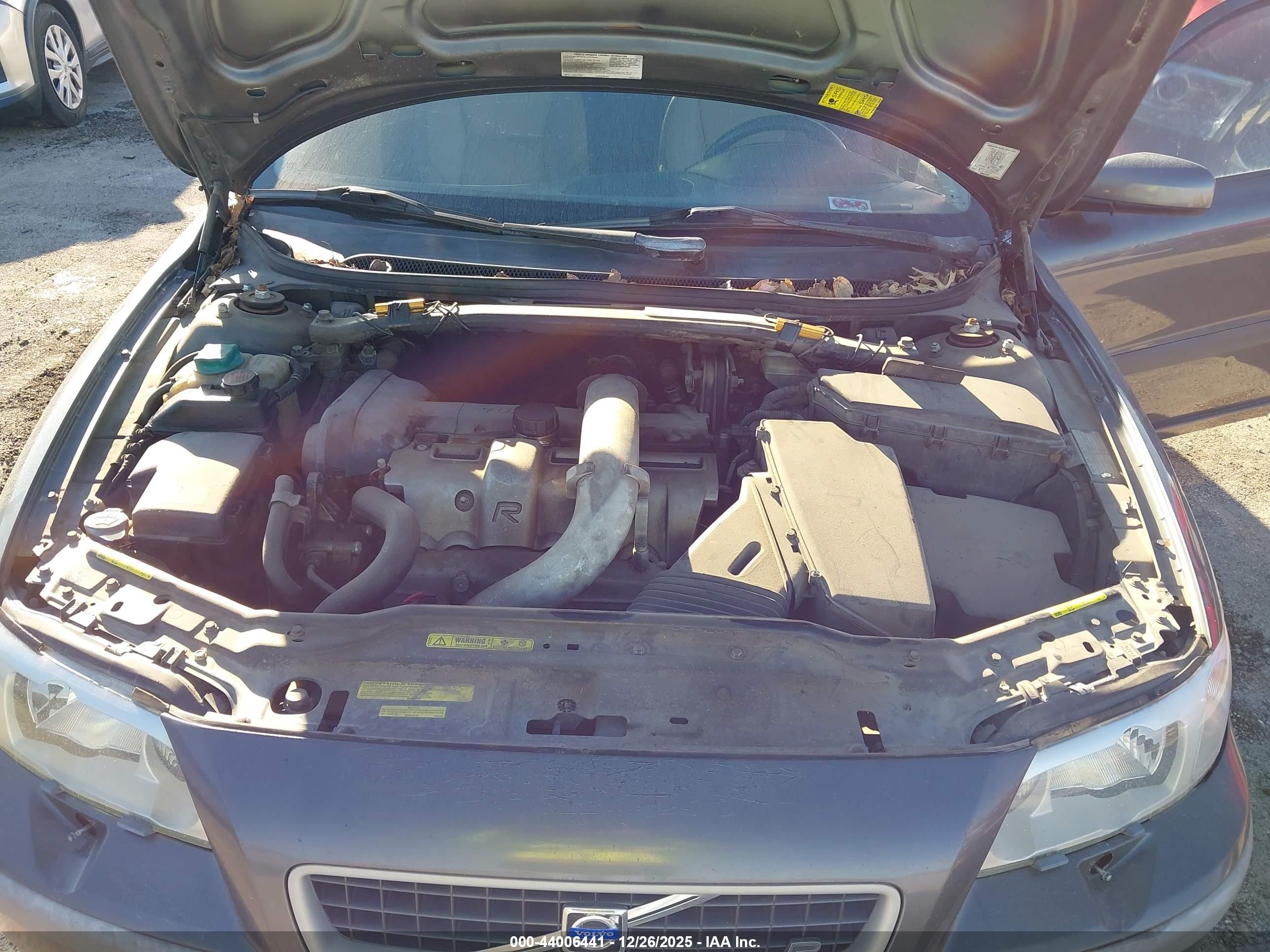 VOLVO S60 image 10