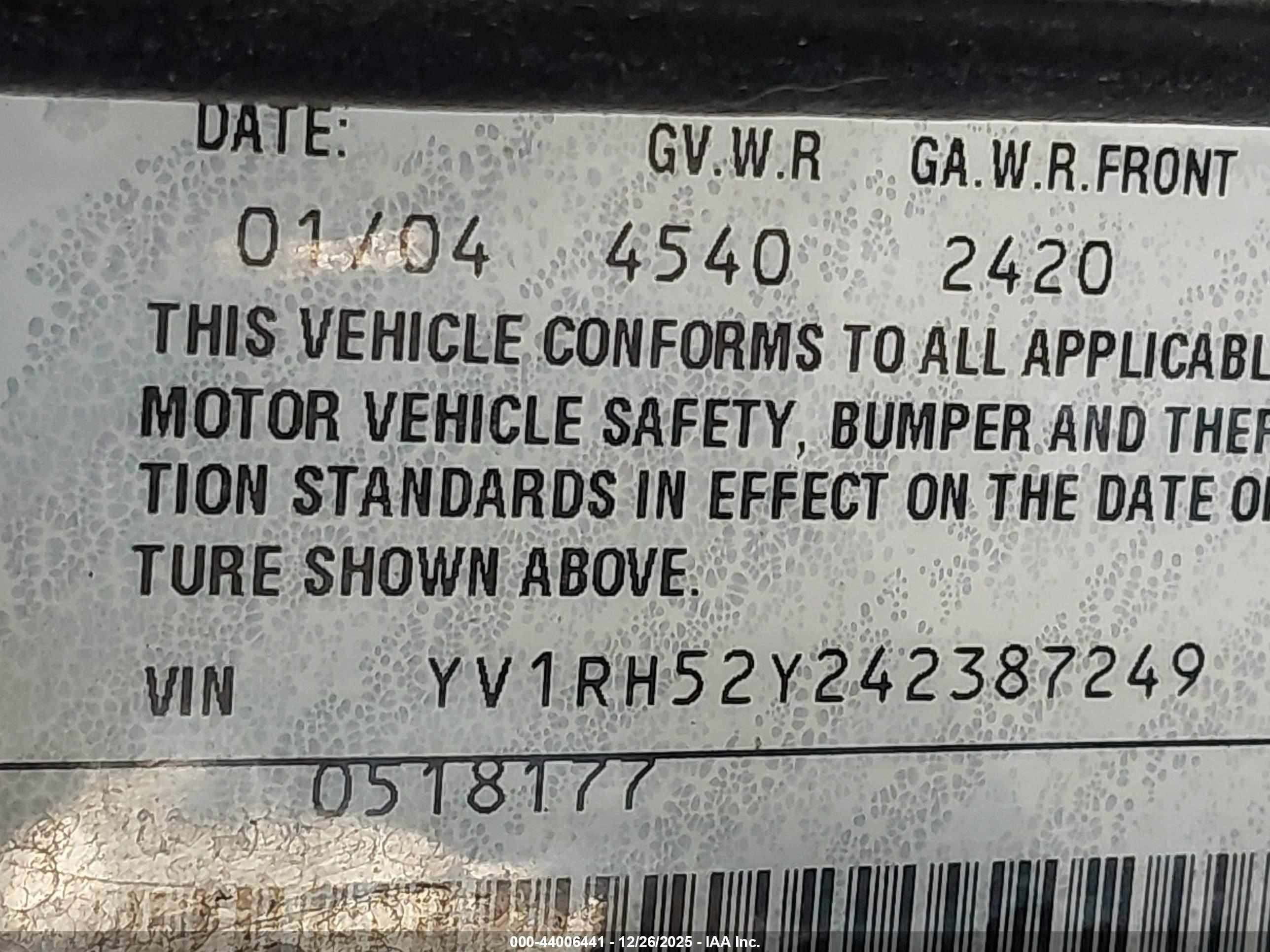 VOLVO S60 image 9