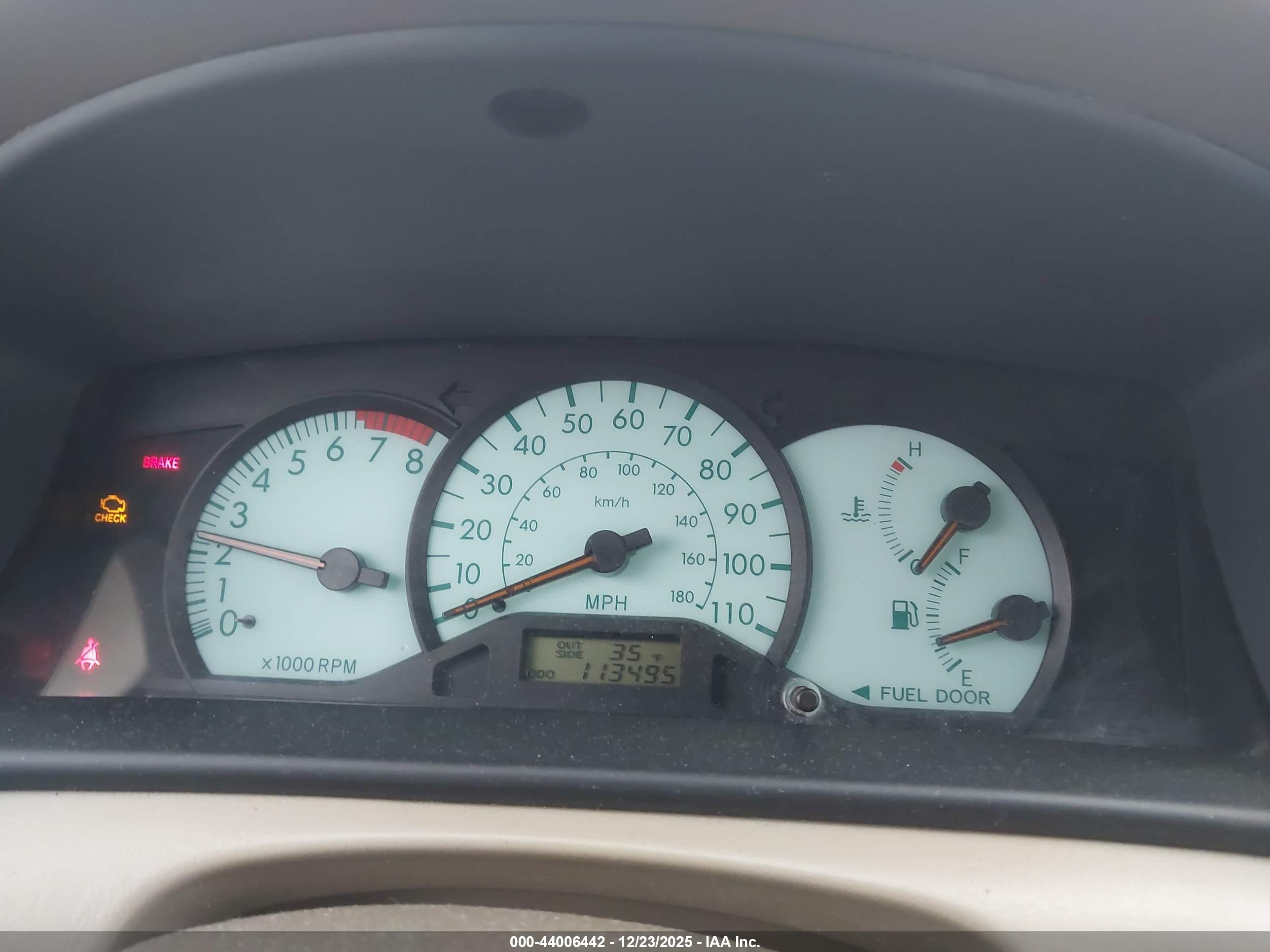 TOYOTA COROLLA image 7