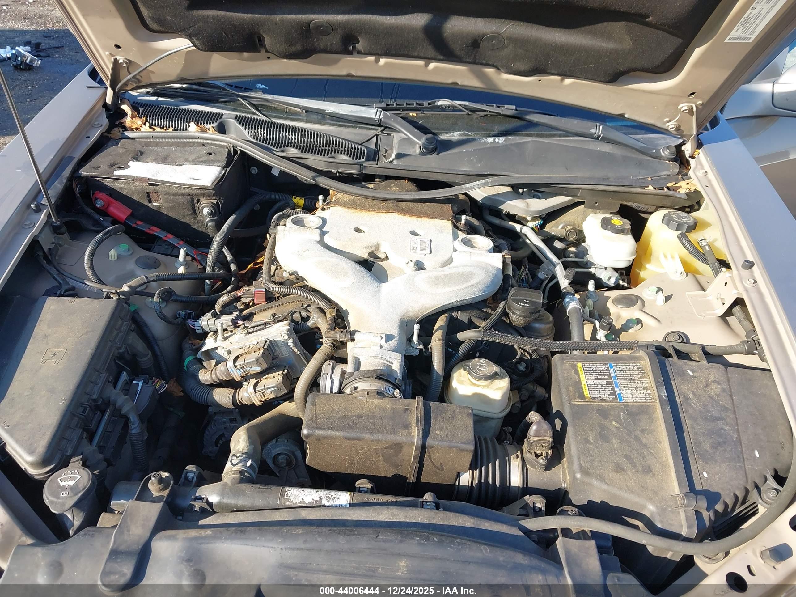 CADILLAC CTS image 10