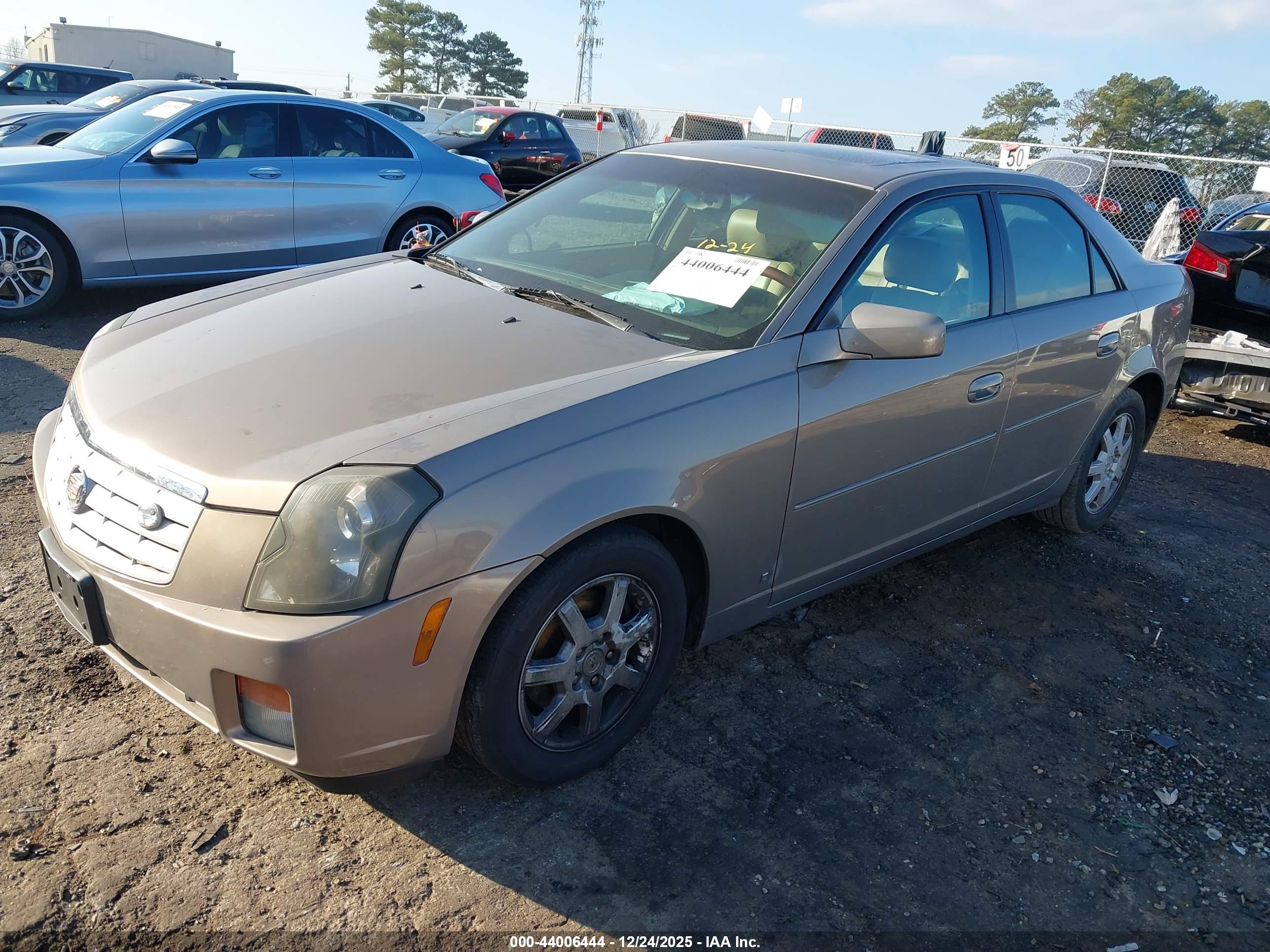 CADILLAC CTS image 2