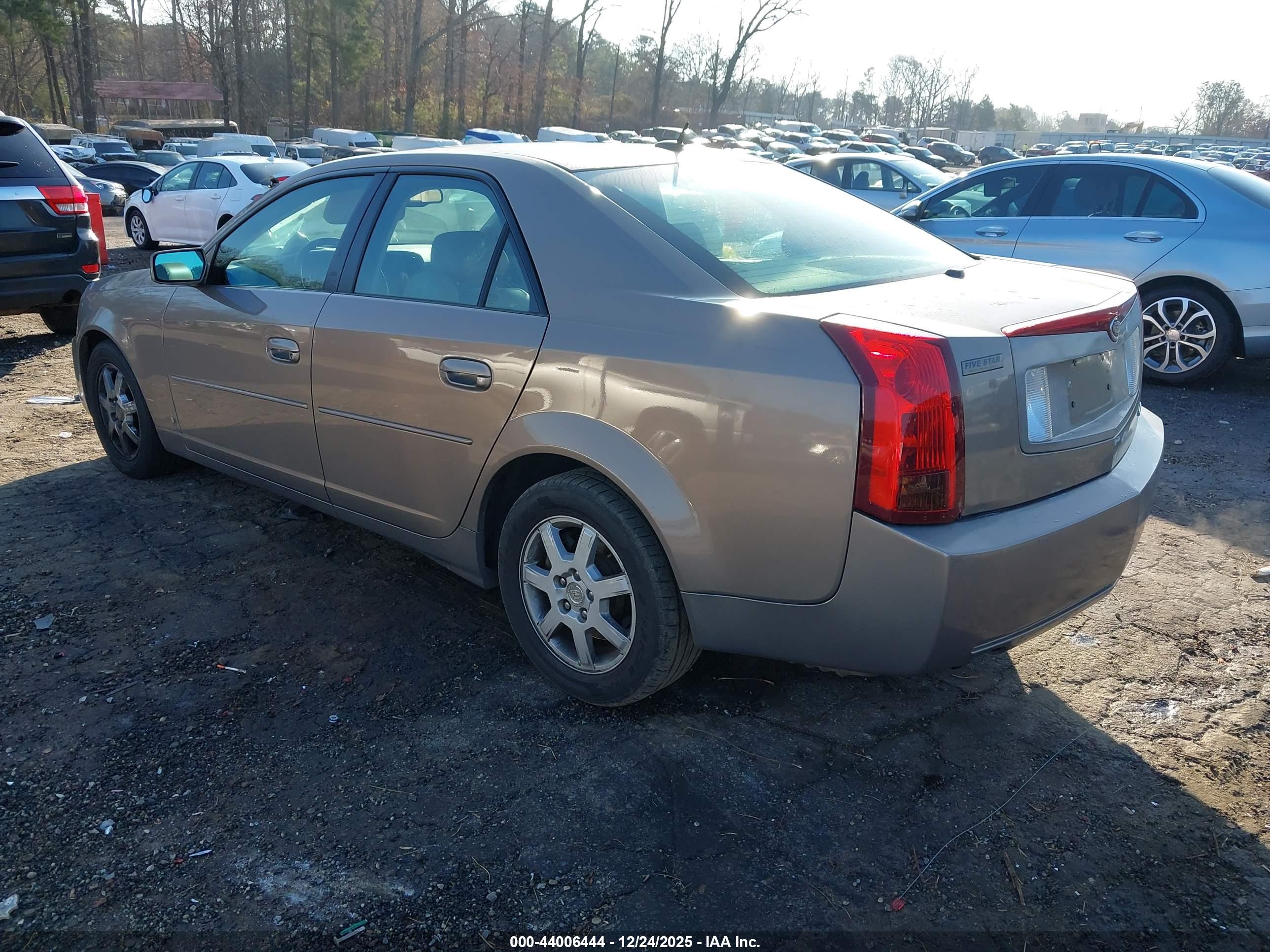 CADILLAC CTS image 3