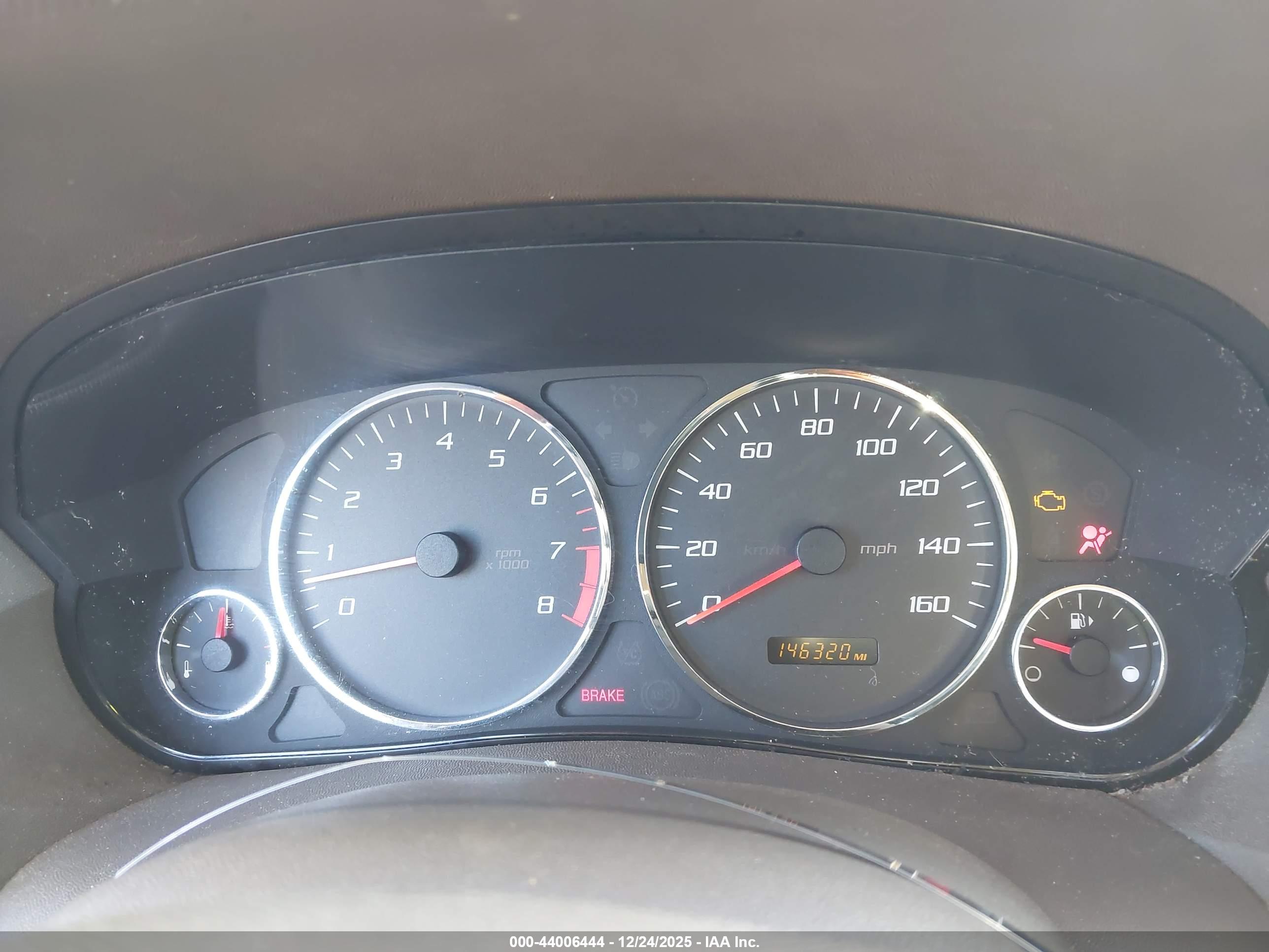 CADILLAC CTS image 7