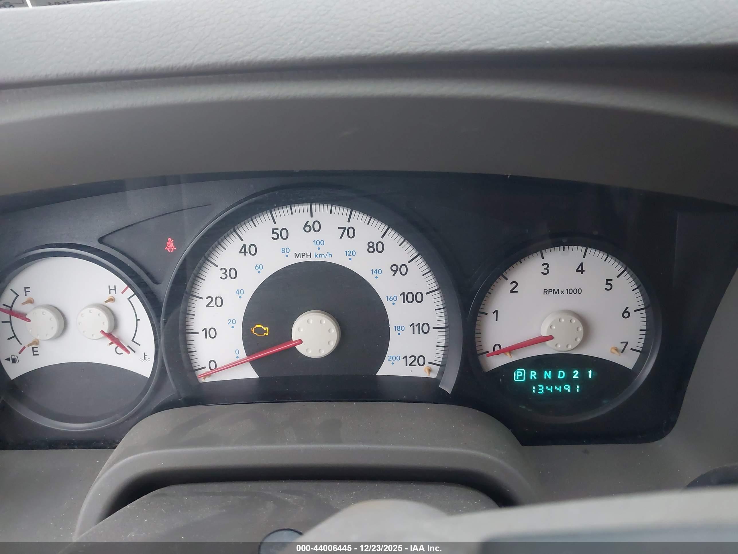 DODGE DAKOTA image 7