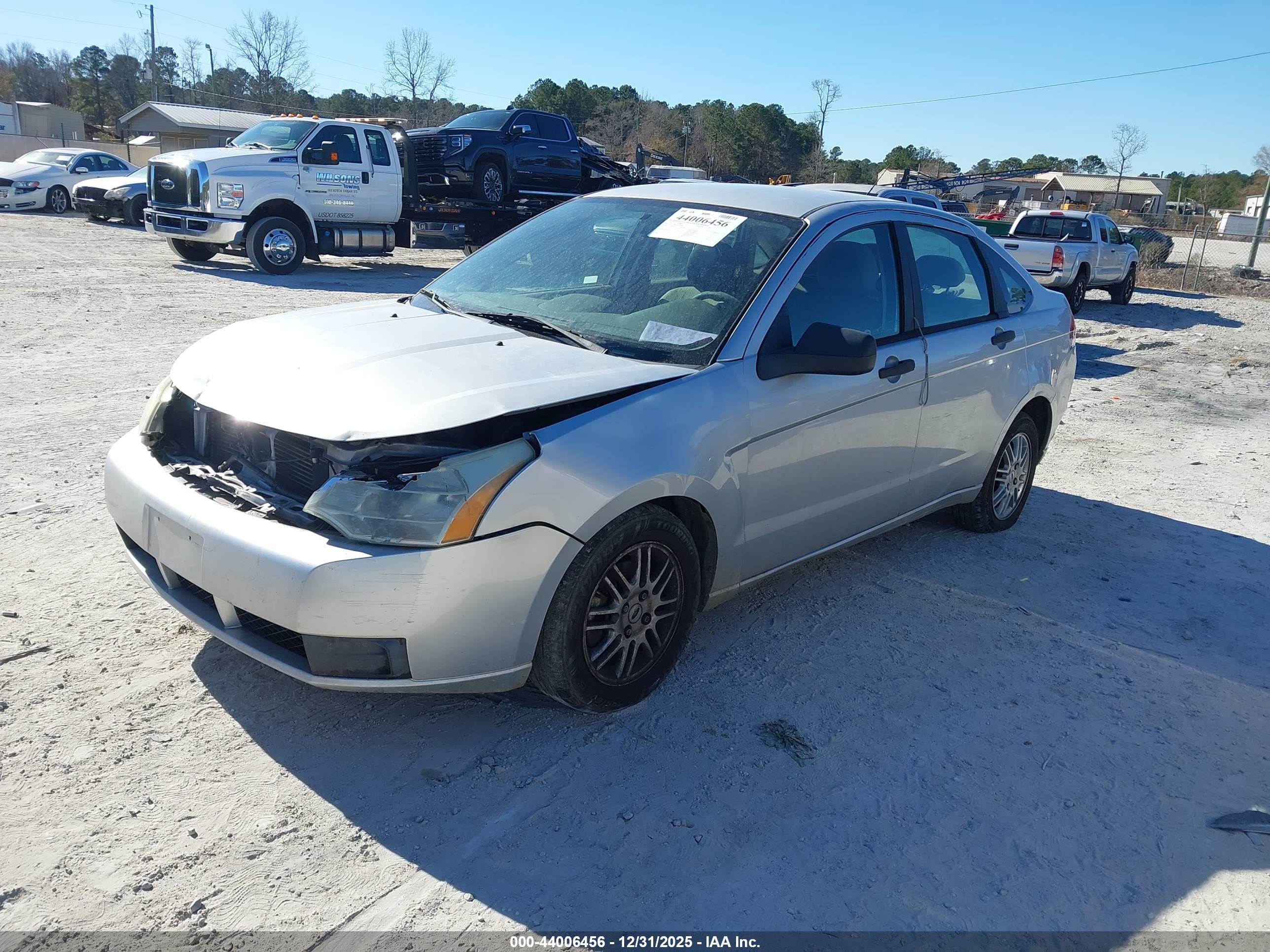 FORD FOCUS image 2