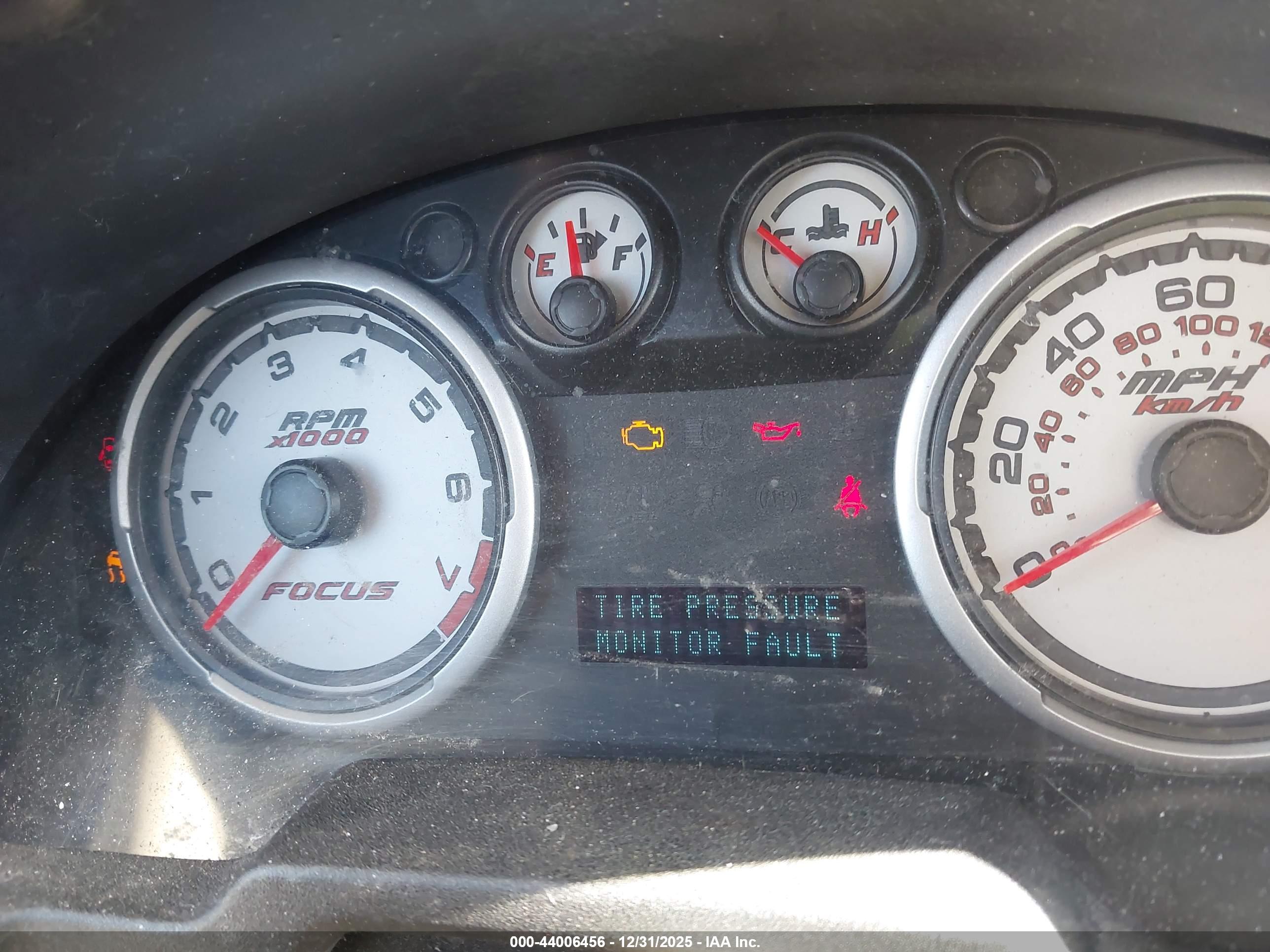 FORD FOCUS image 7