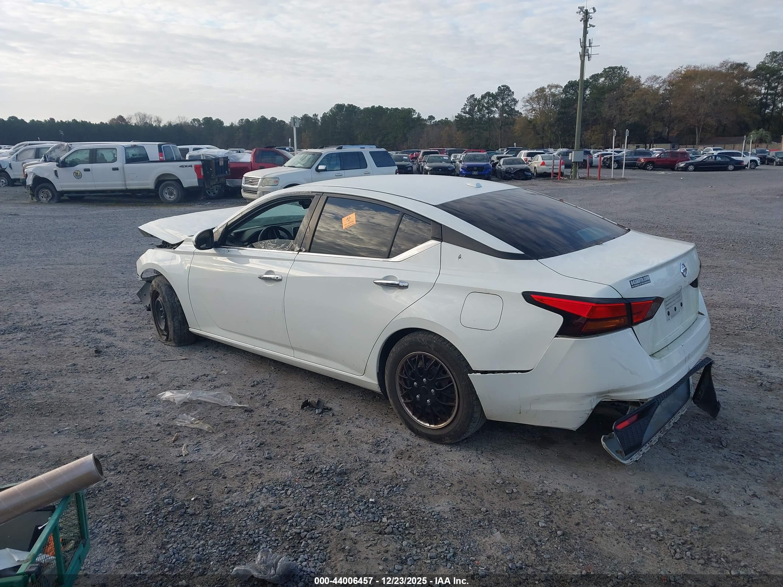 NISSAN ALTIMA image 3