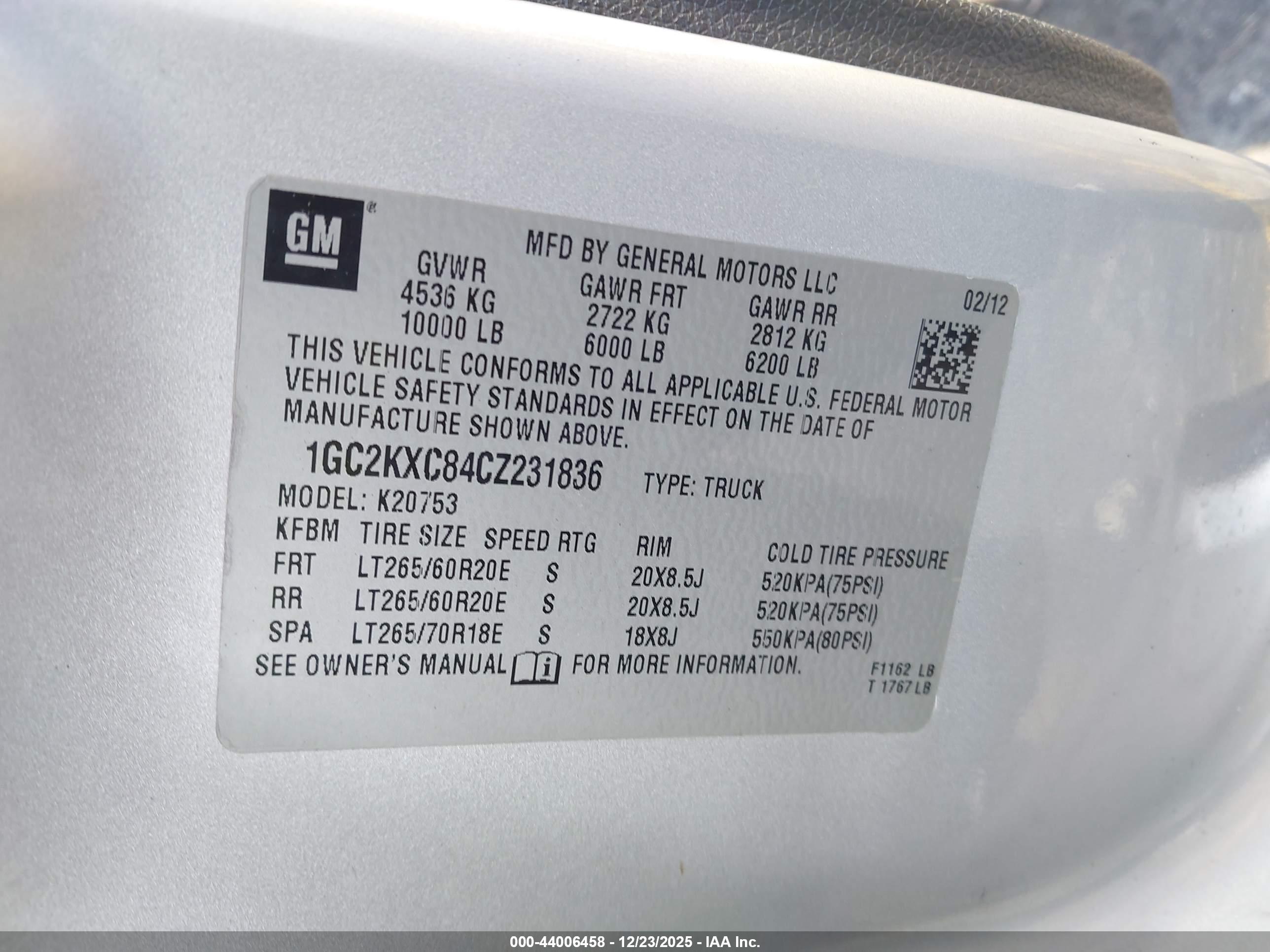 CHEVROLET SILVERADO image 9