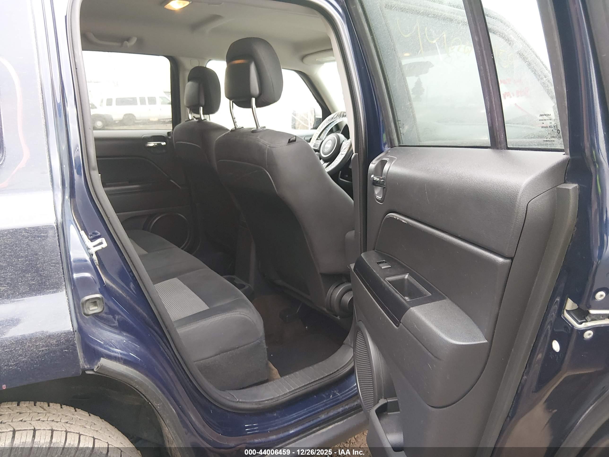 JEEP PATRIOT image 8
