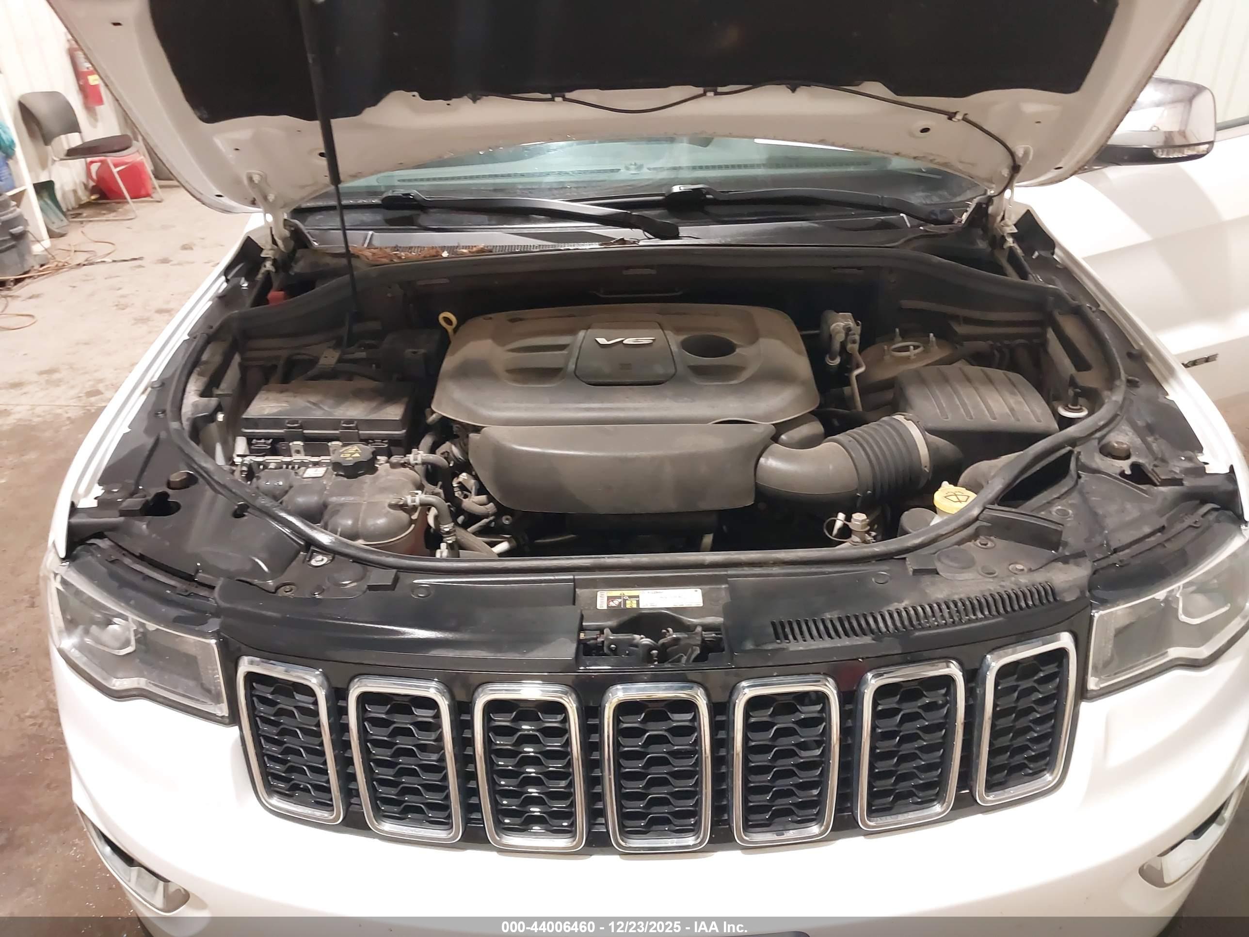 JEEP GRAND image 10