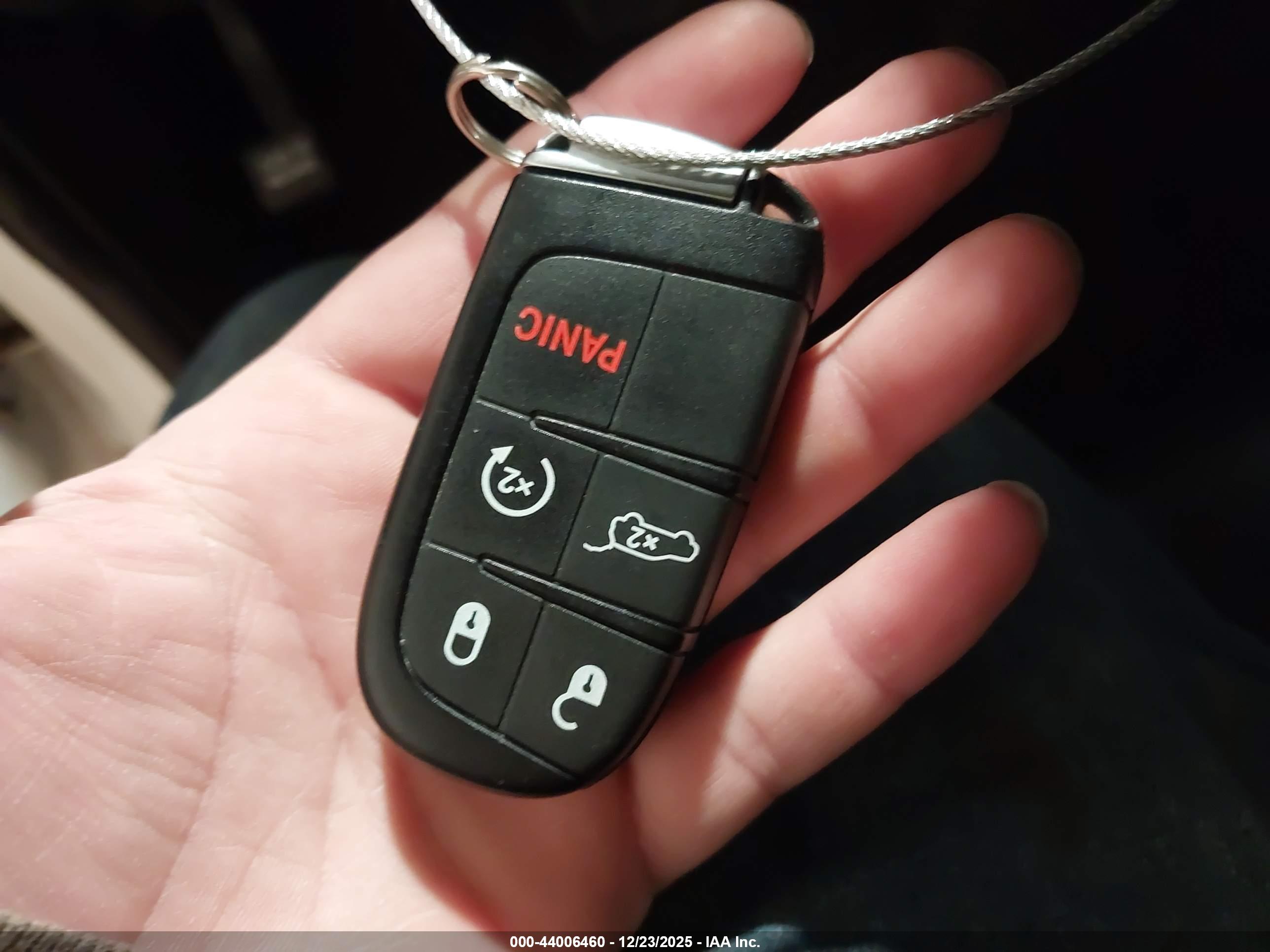 JEEP GRAND image 11