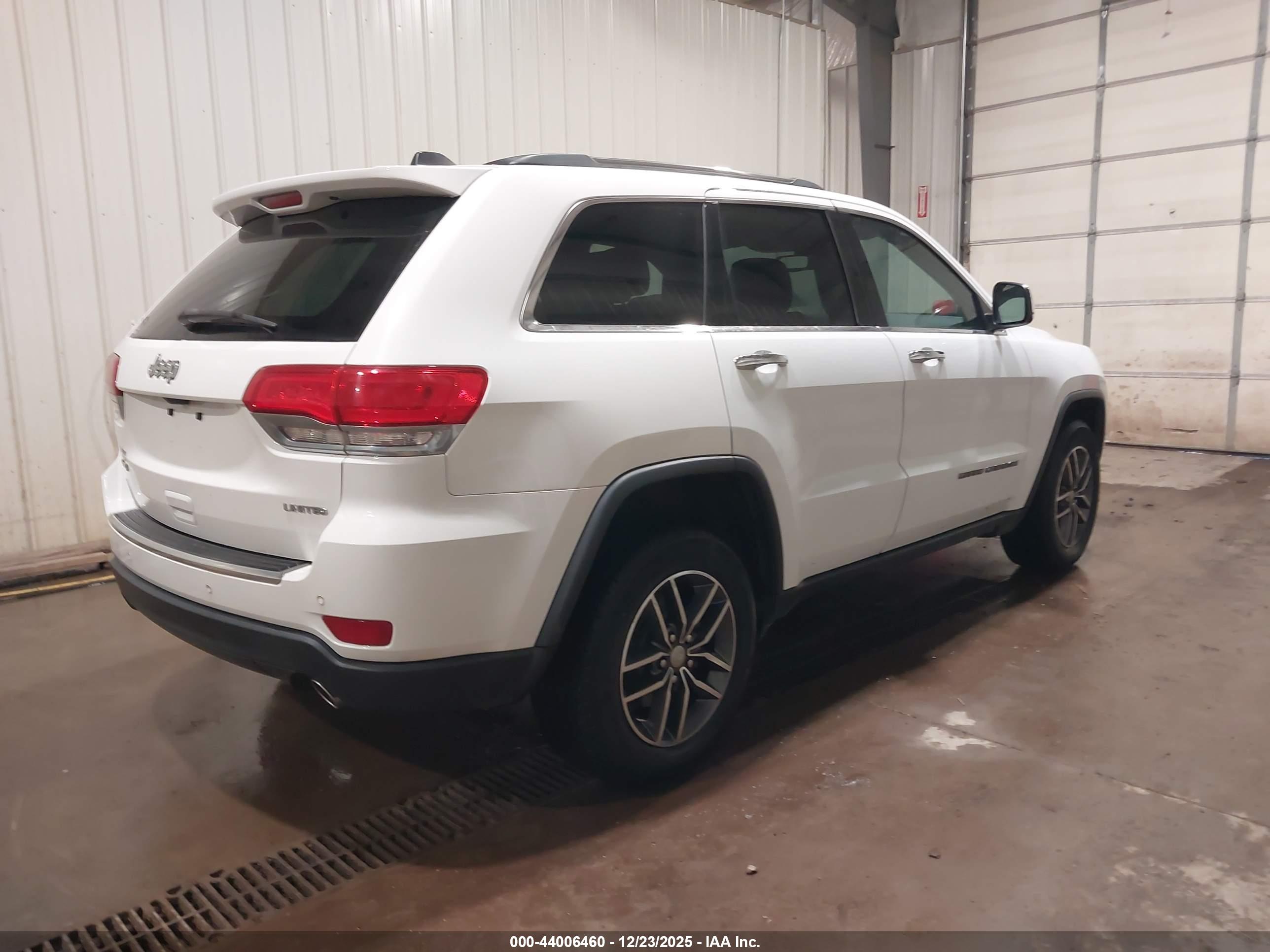 JEEP GRAND image 4