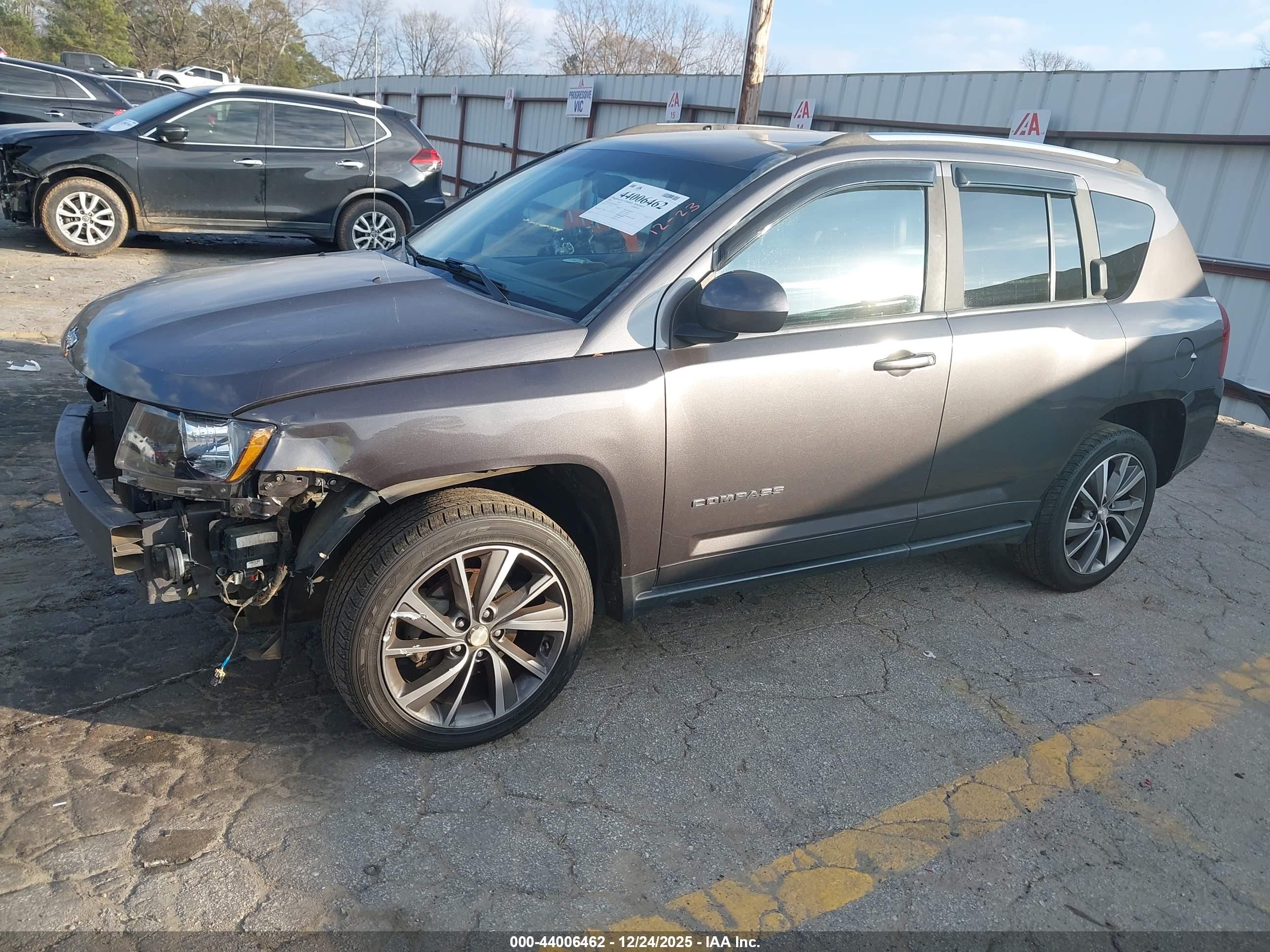 JEEP COMPASS image 2