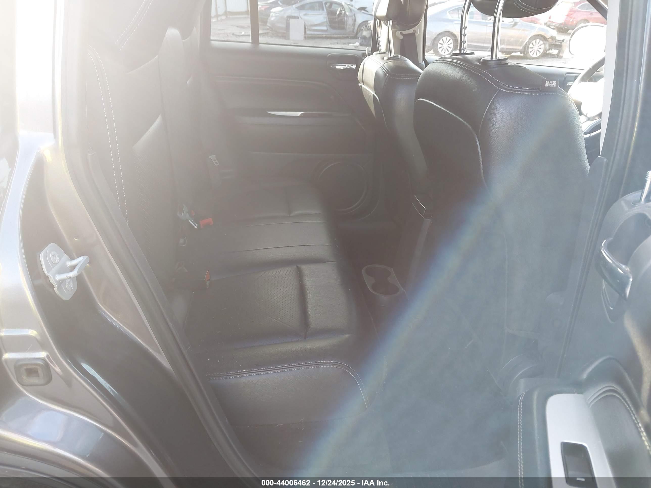 JEEP COMPASS image 8