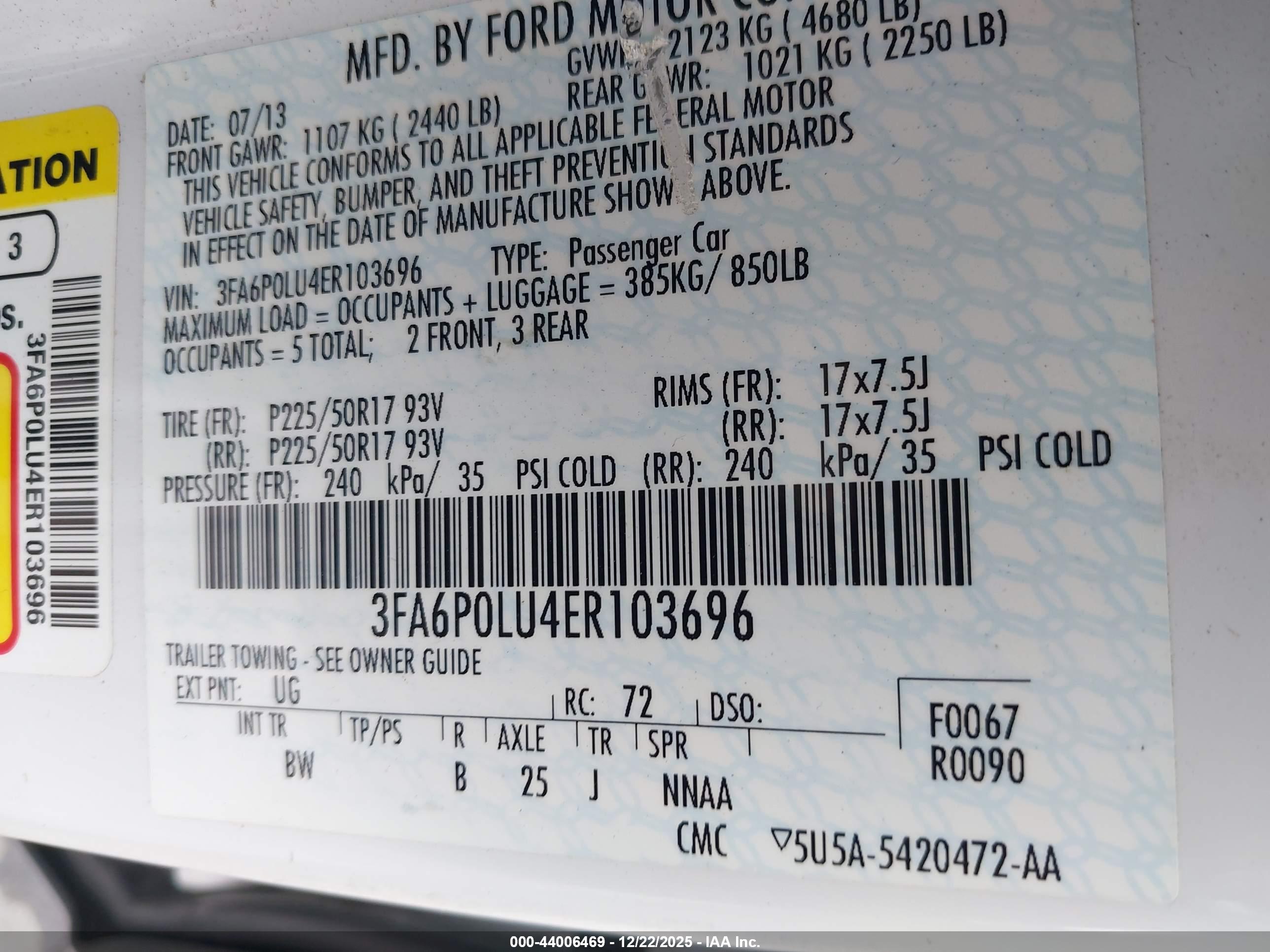 FORD FUSION image 9