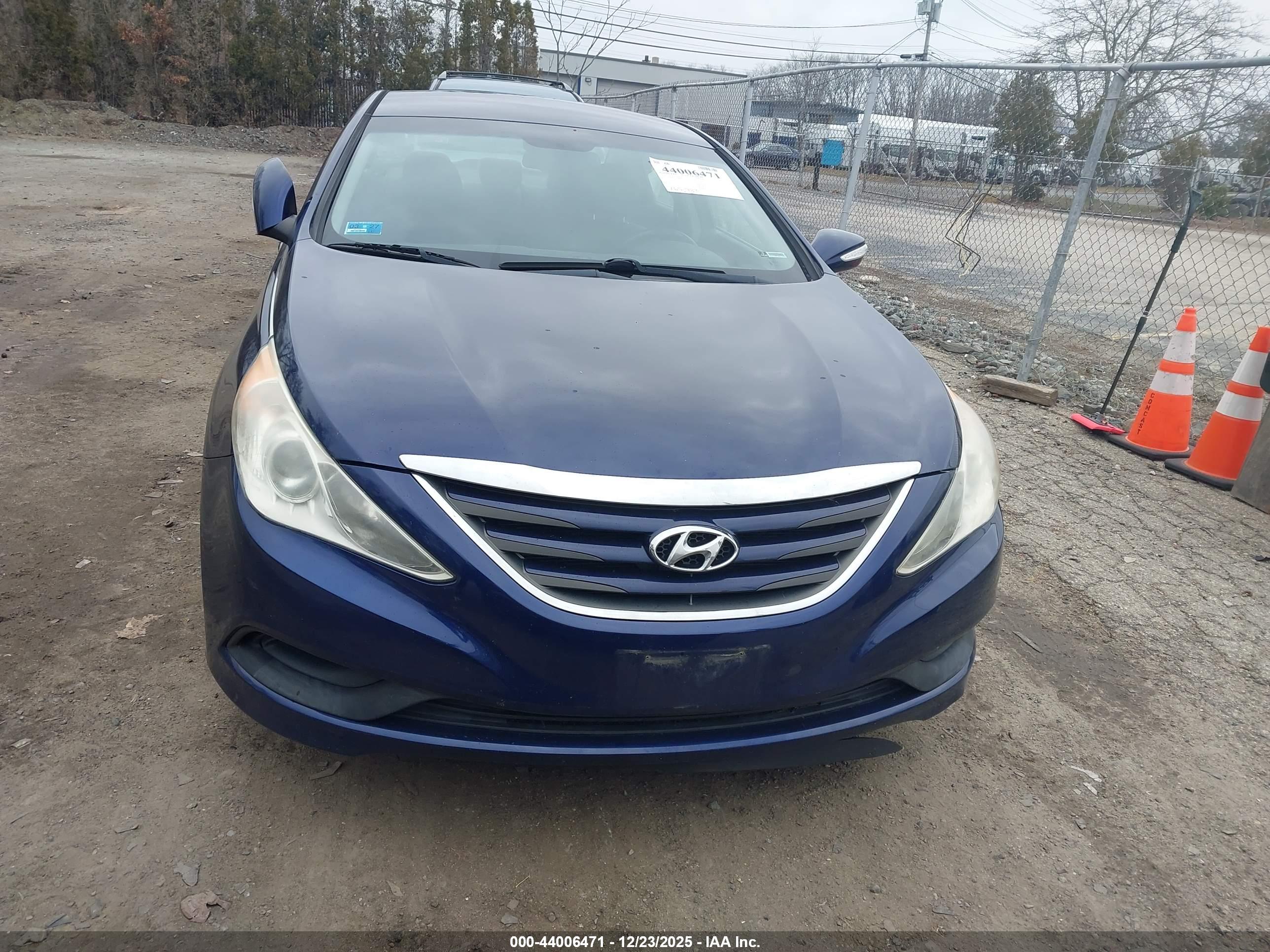 HYUNDAI SONATA image 6