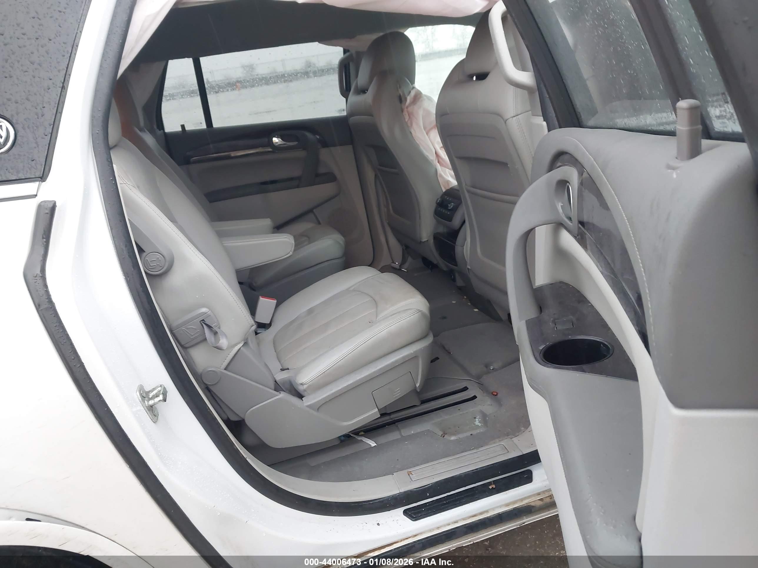 BUICK ENCLAVE image 8