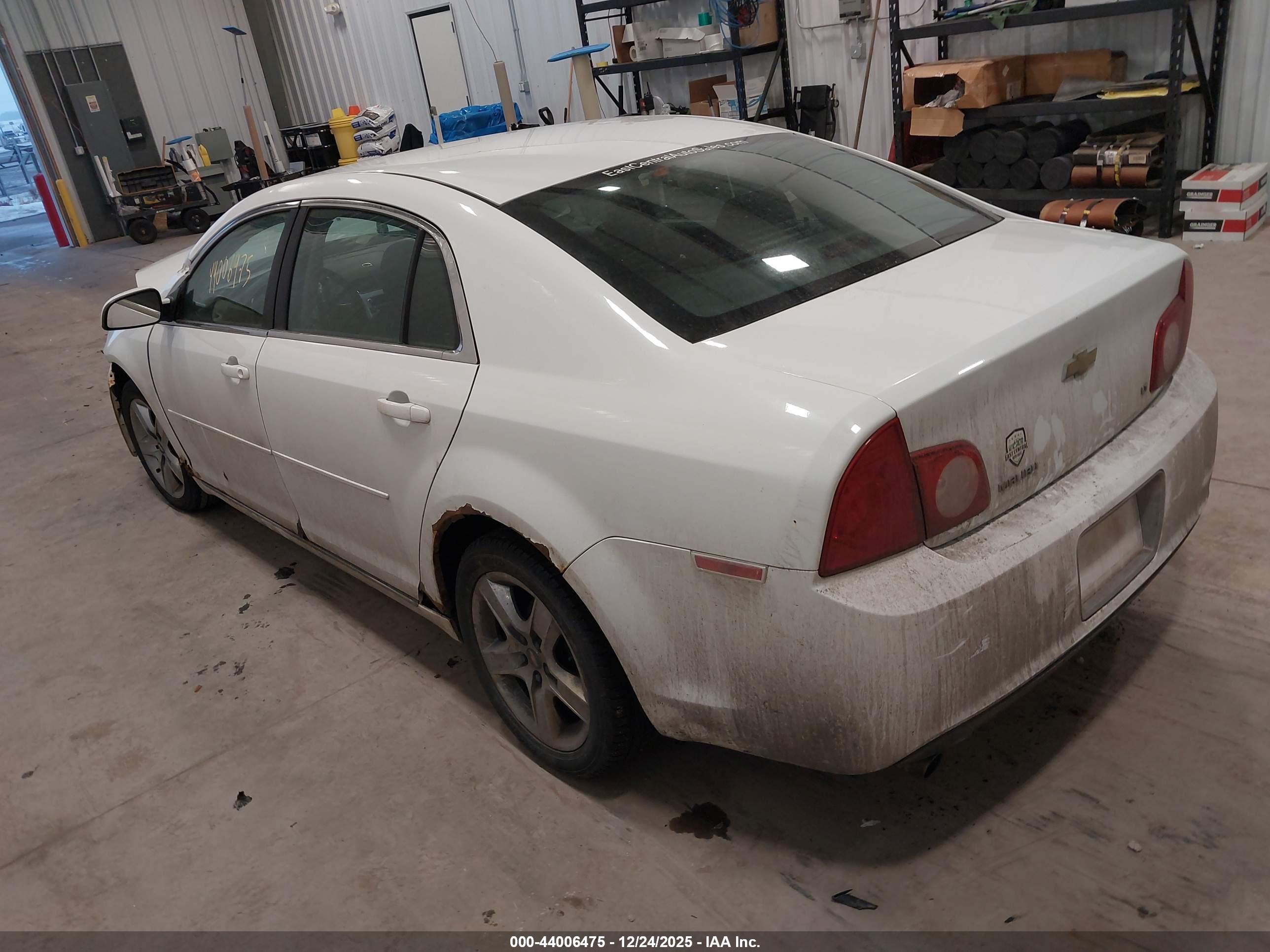 CHEVROLET MALIBU image 3