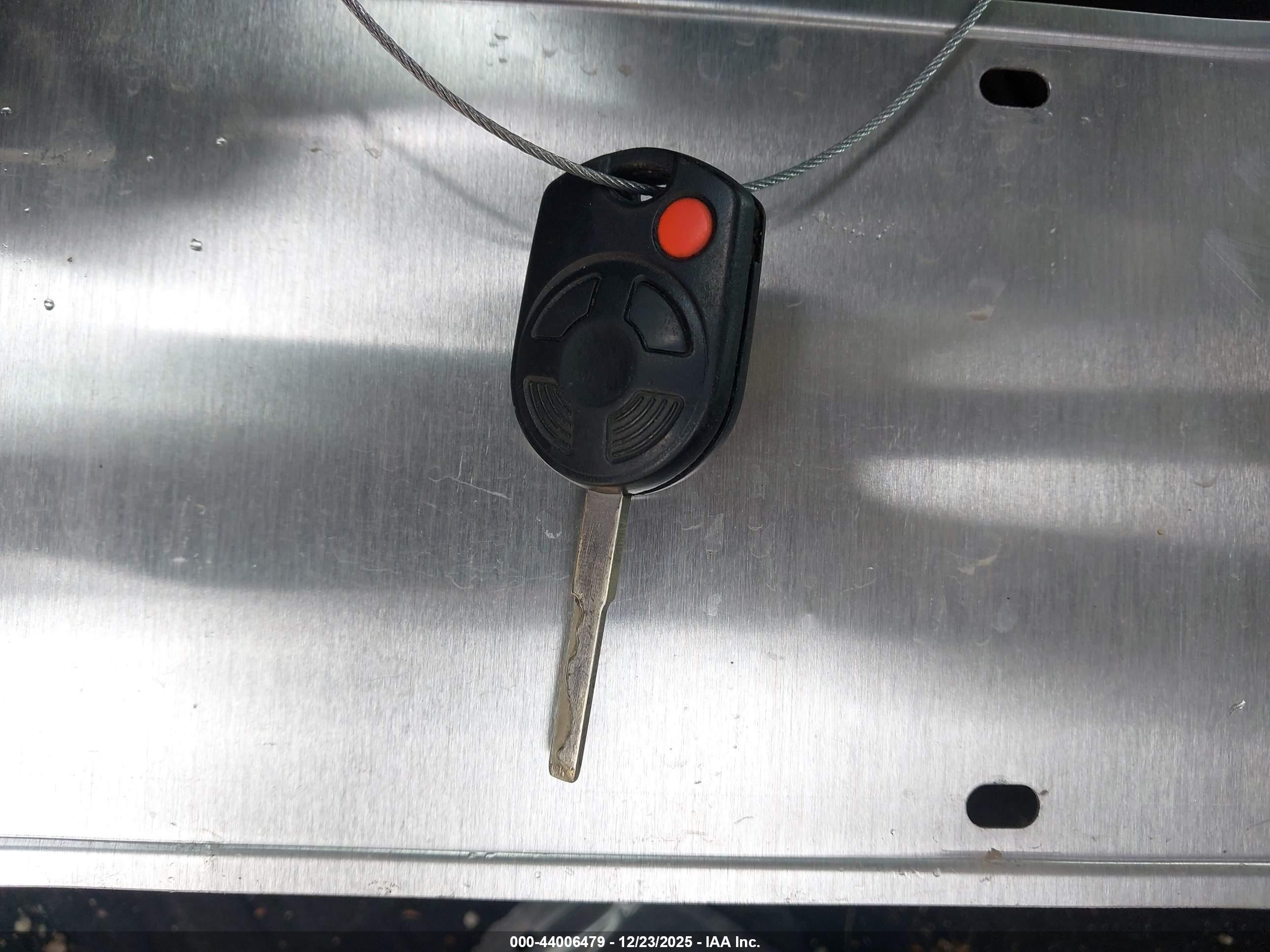 FORD ESCAPE image 11