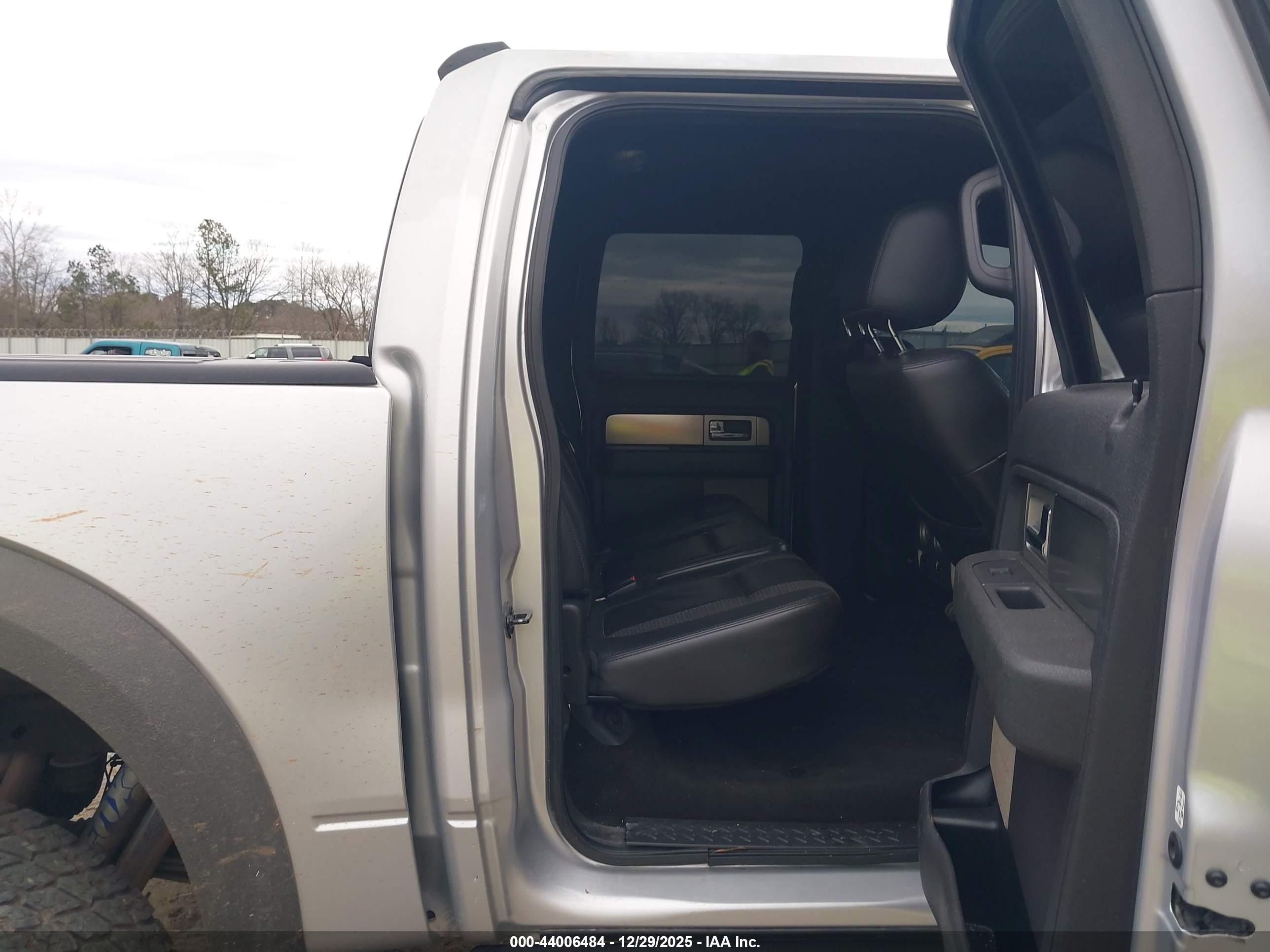 FORD F-150 image 8