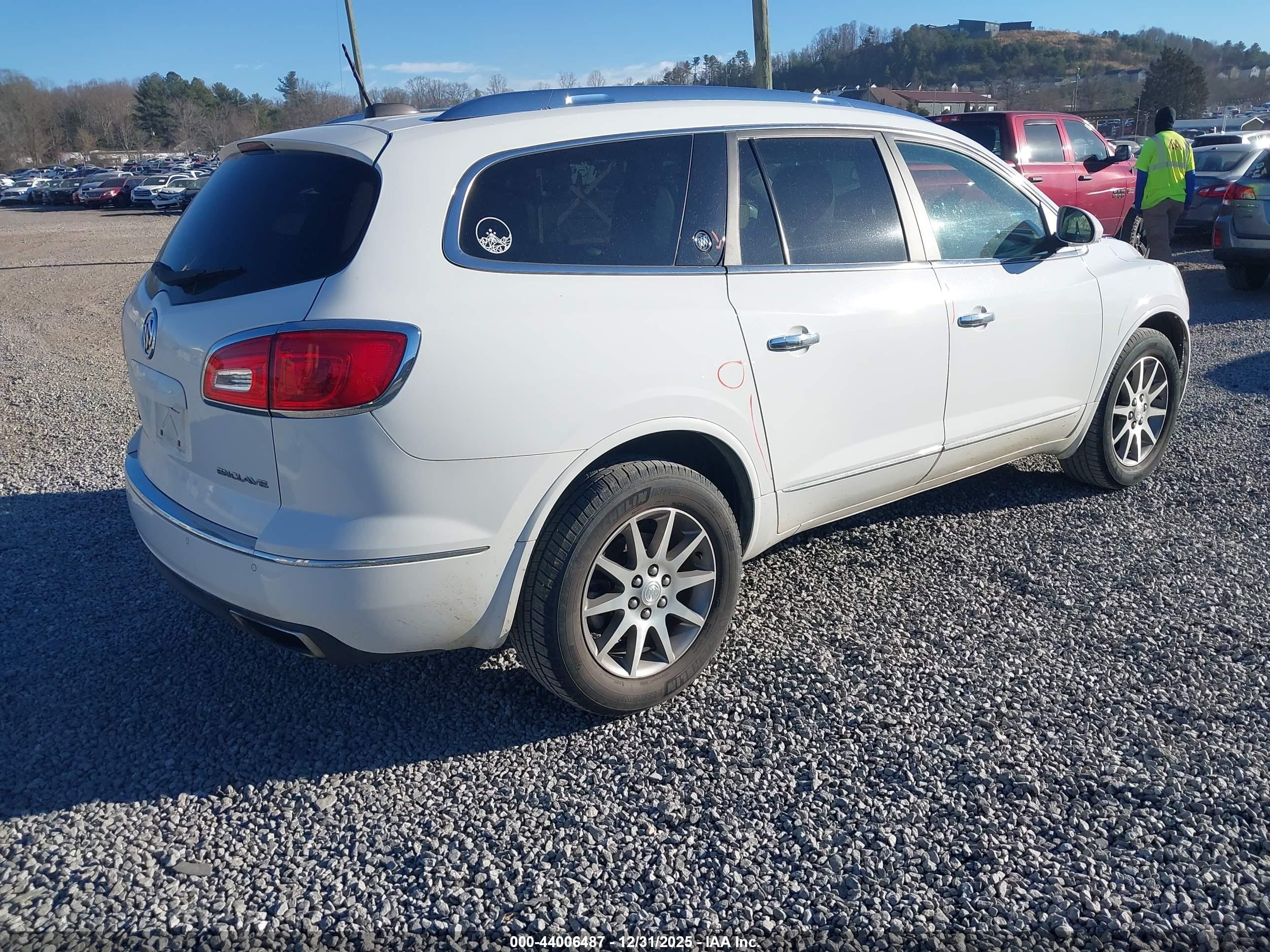 BUICK ENCLAVE image 4