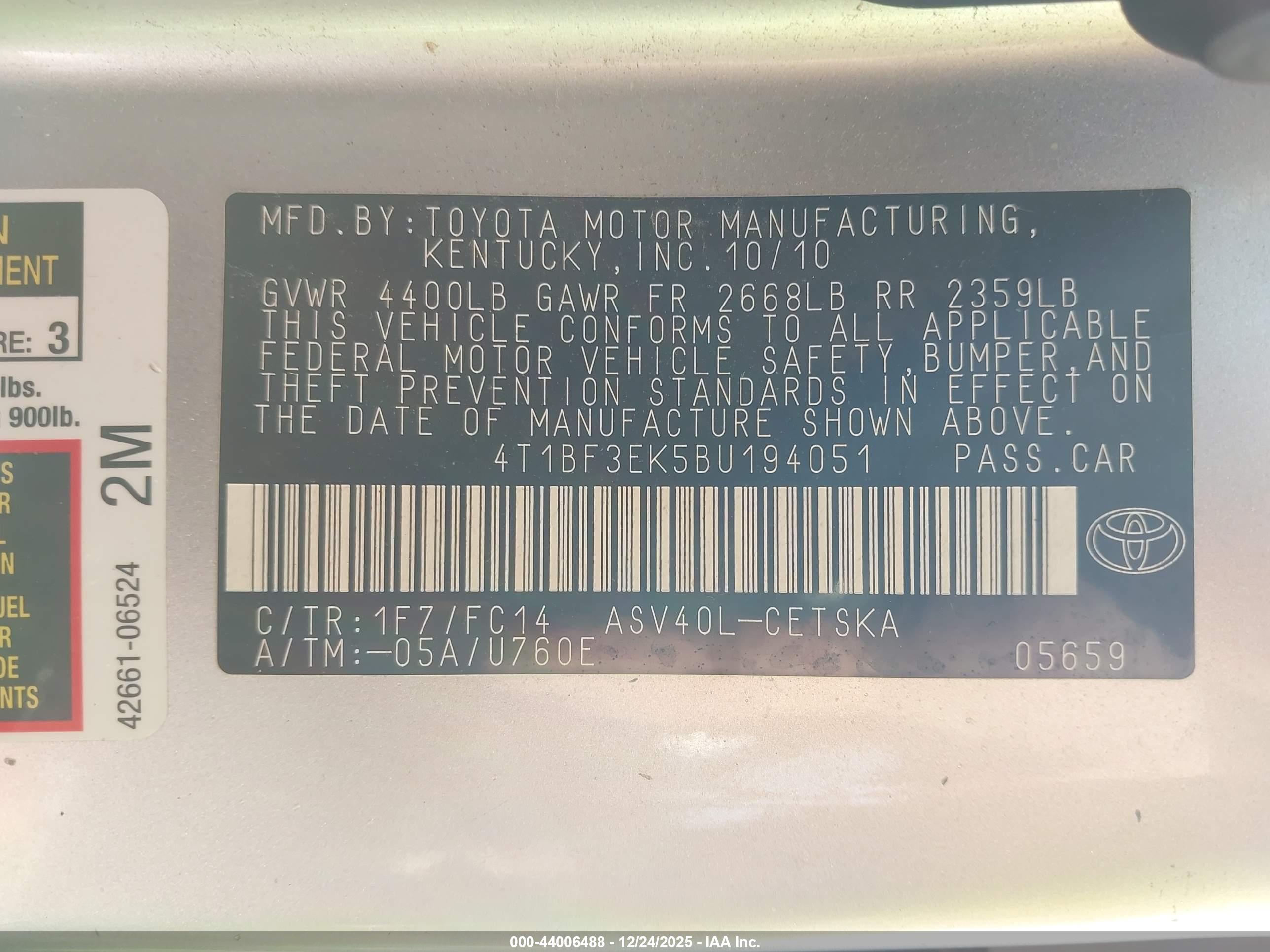 TOYOTA CAMRY image 9