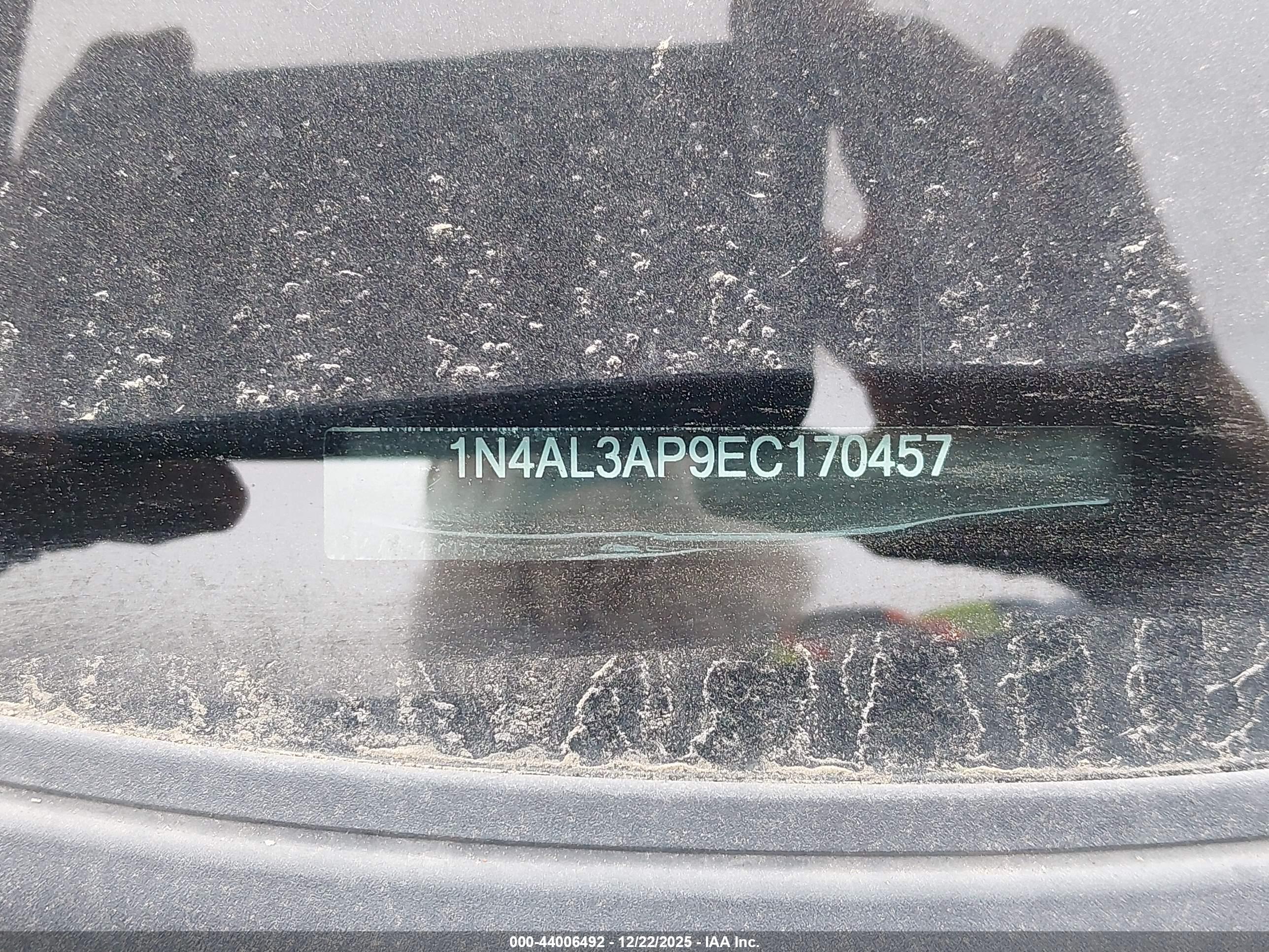 NISSAN ALTIMA image 9