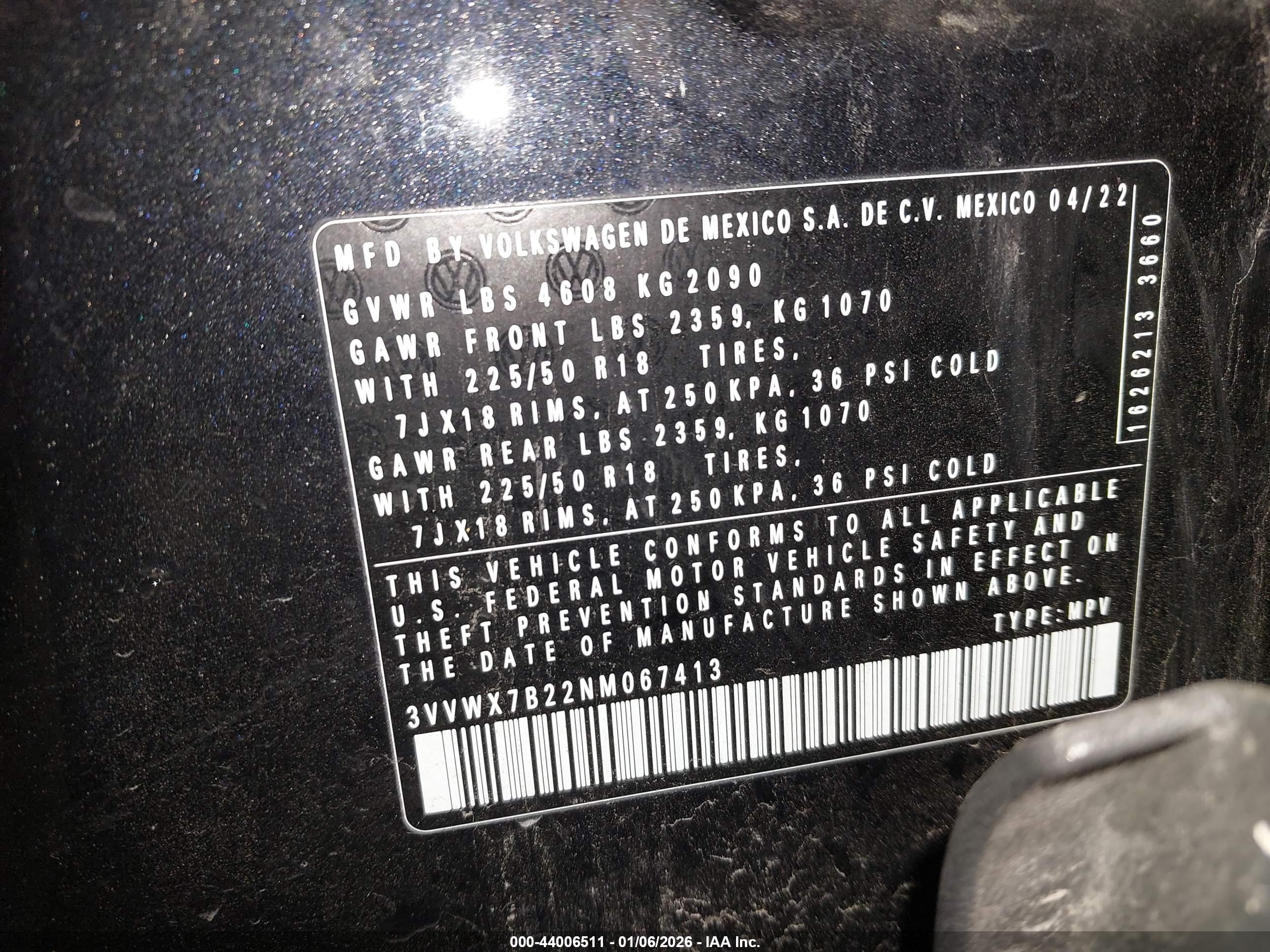 VOLKSWAGEN TAOS image 9