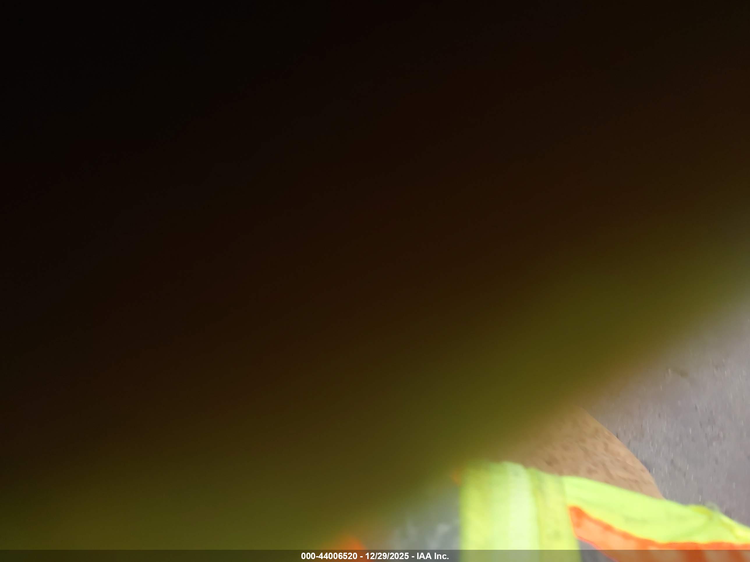 CHEVROLET EQUINOX image 7