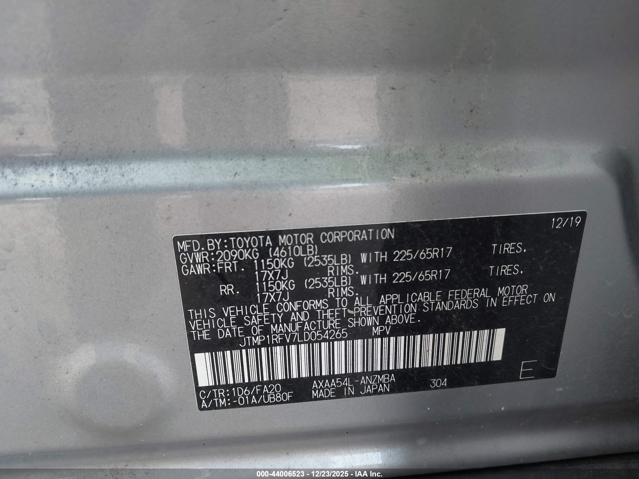 TOYOTA RAV4 image 9