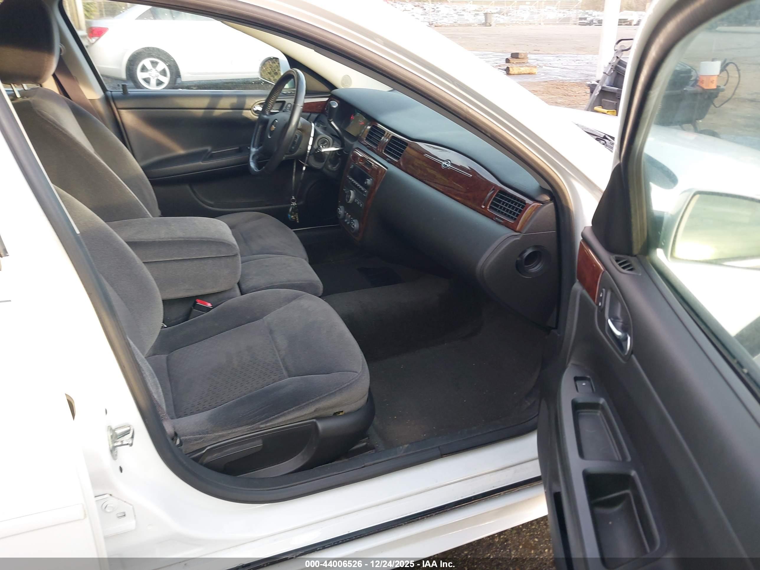 CHEVROLET IMPALA image 5