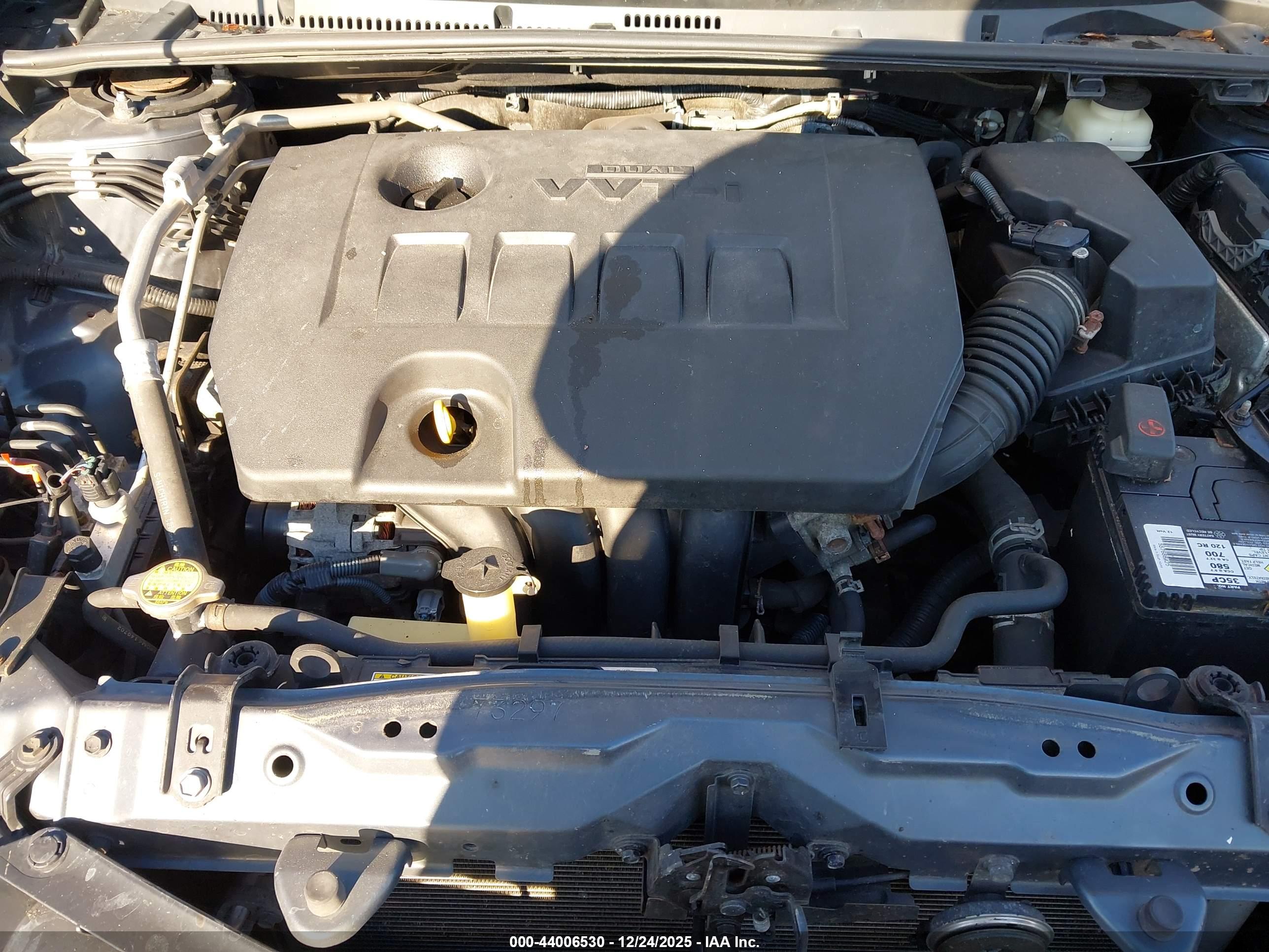 TOYOTA COROLLA image 10