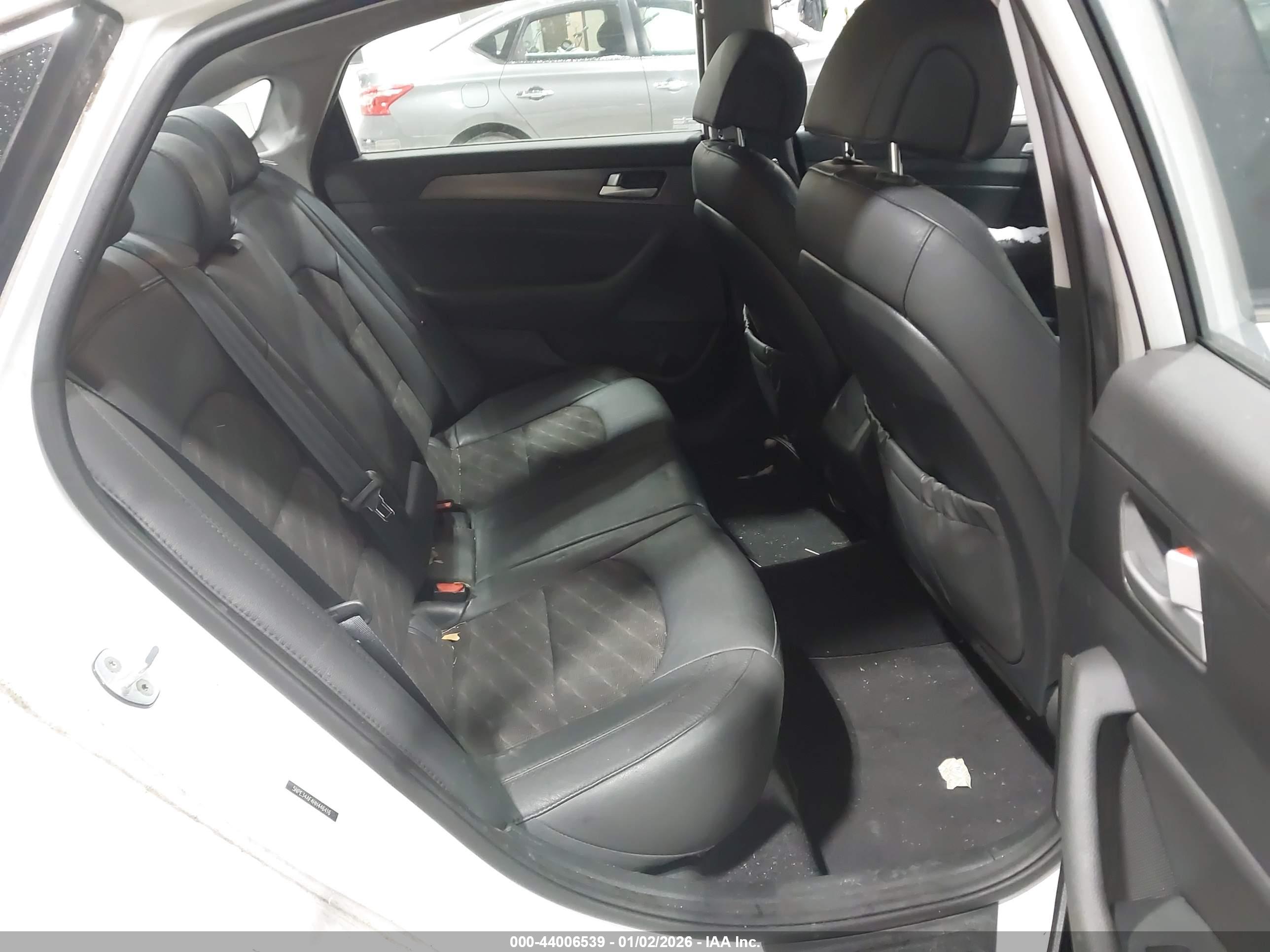HYUNDAI SONATA image 8