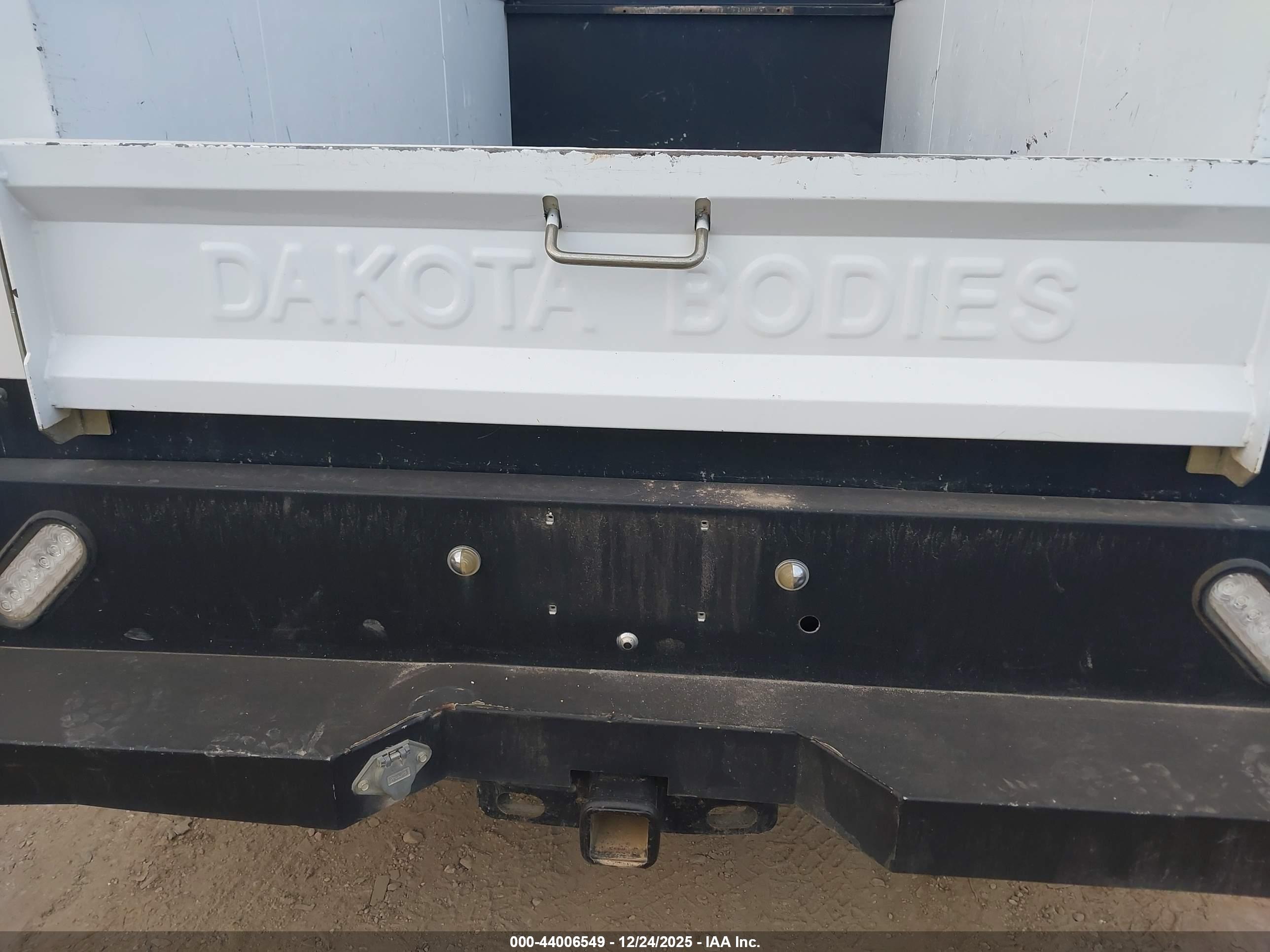 FORD F-250 image 6