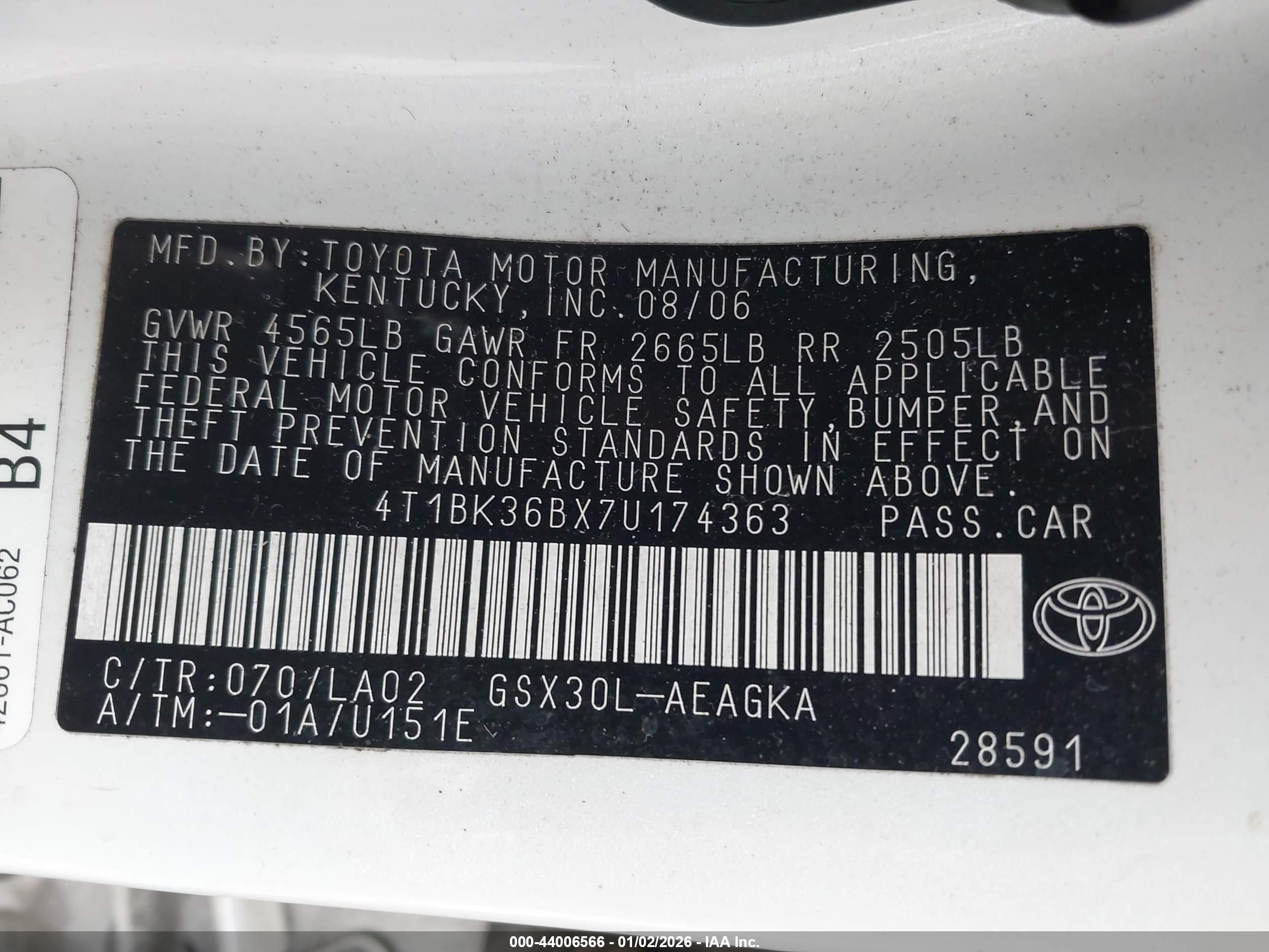TOYOTA AVALON image 9