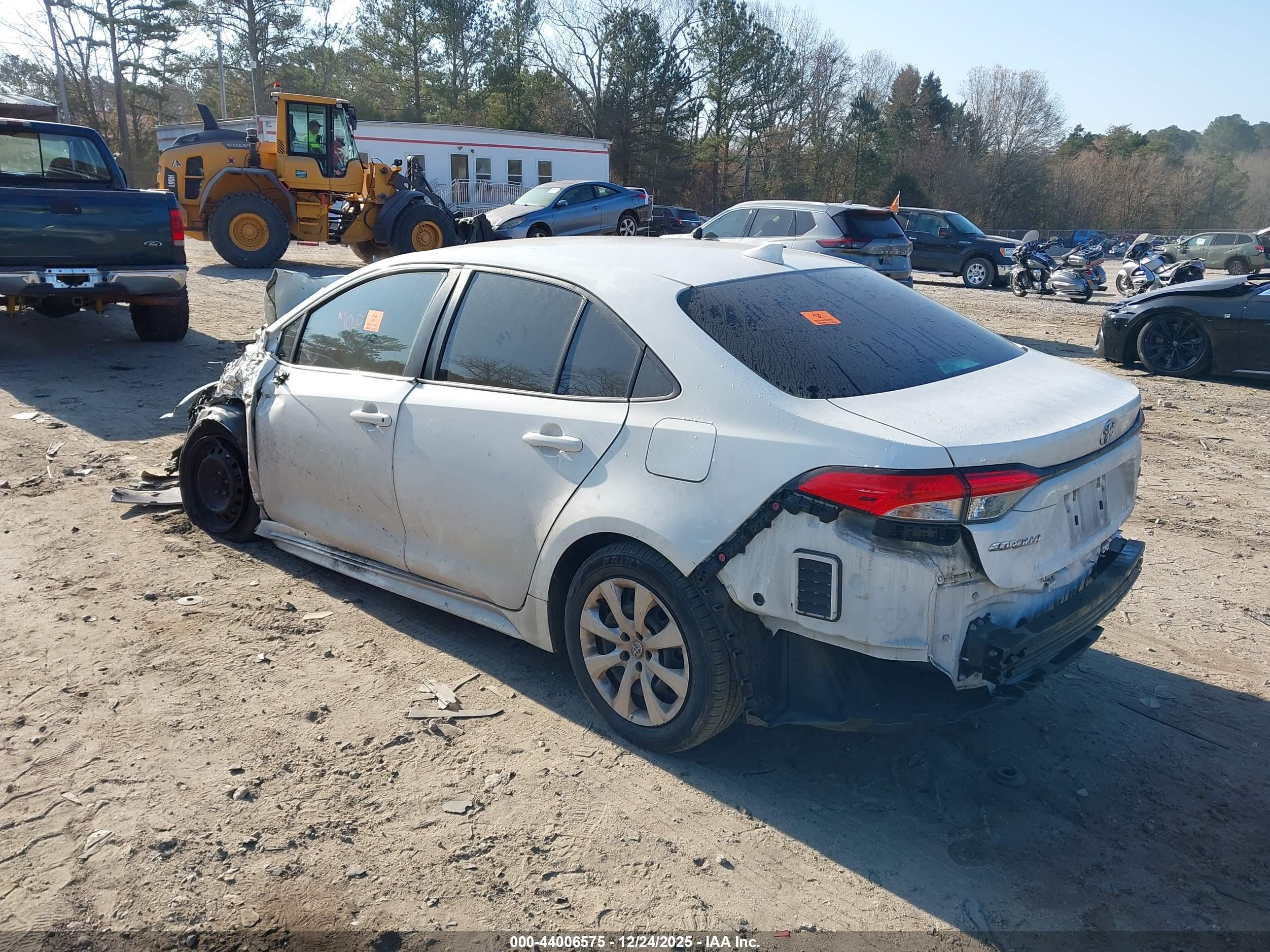 TOYOTA COROLLA image 3