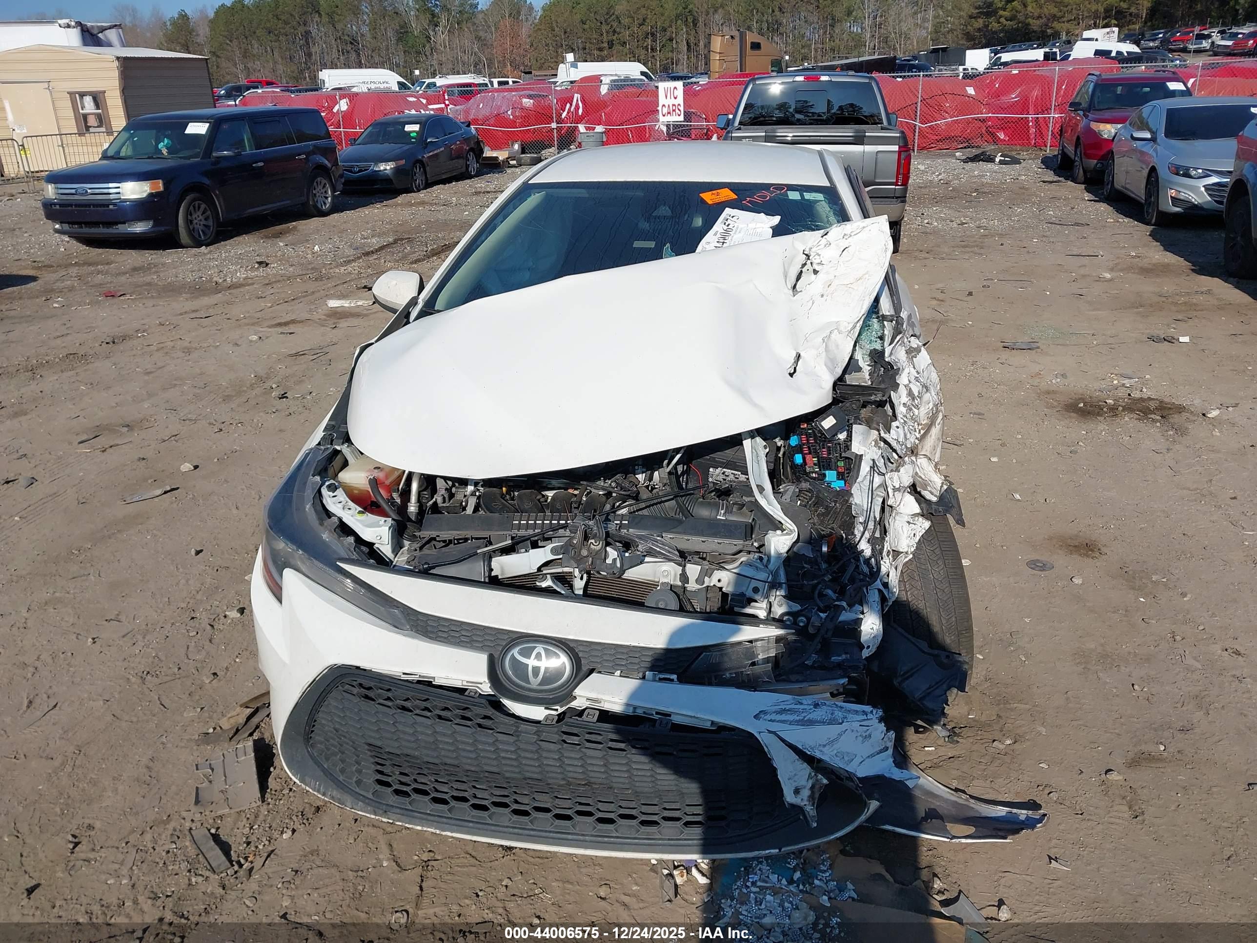 TOYOTA COROLLA image 6